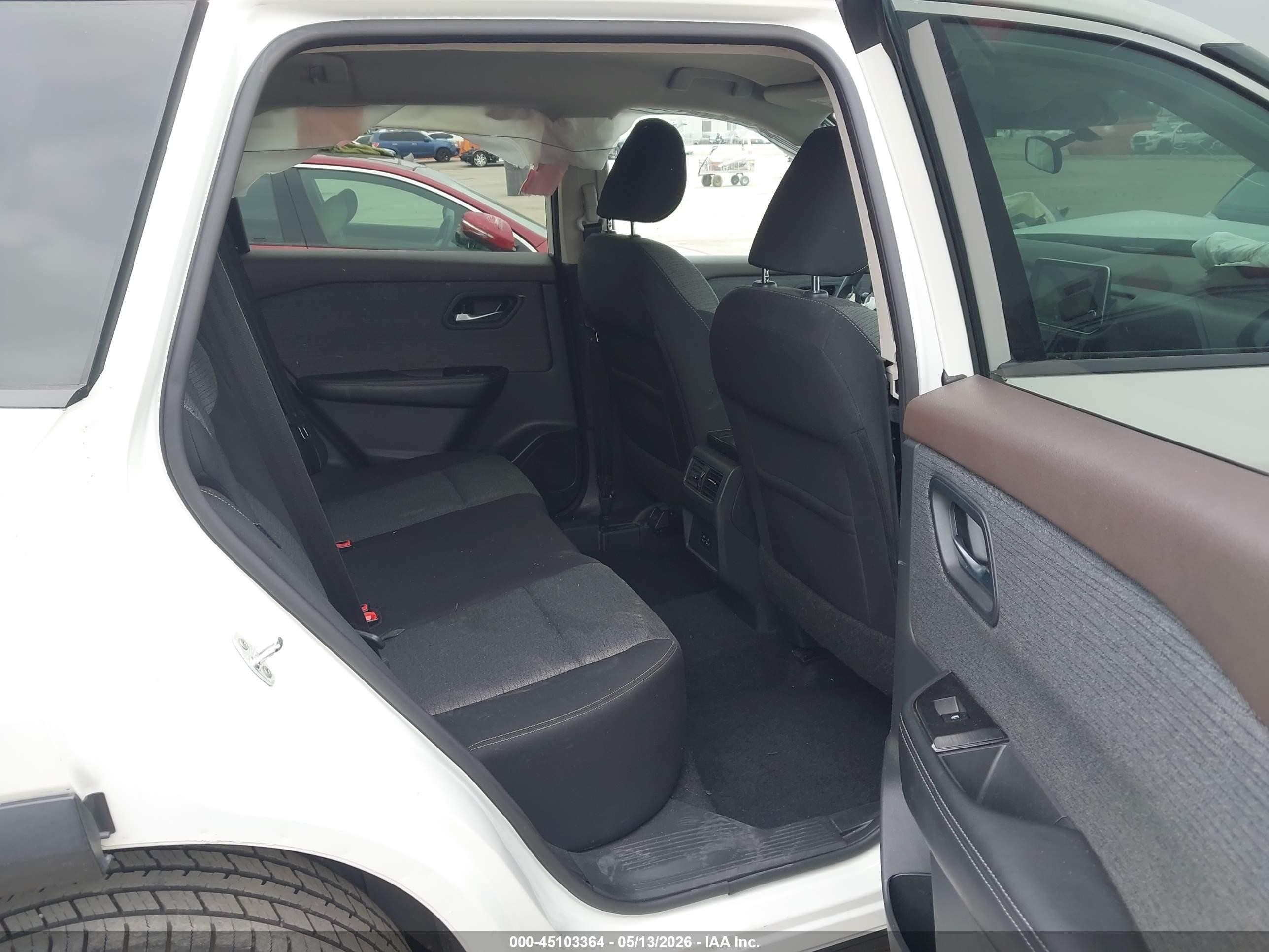 2021 Nissan Rogue Sv Fwd Белый vin: 5N1AT3BA6MC817251