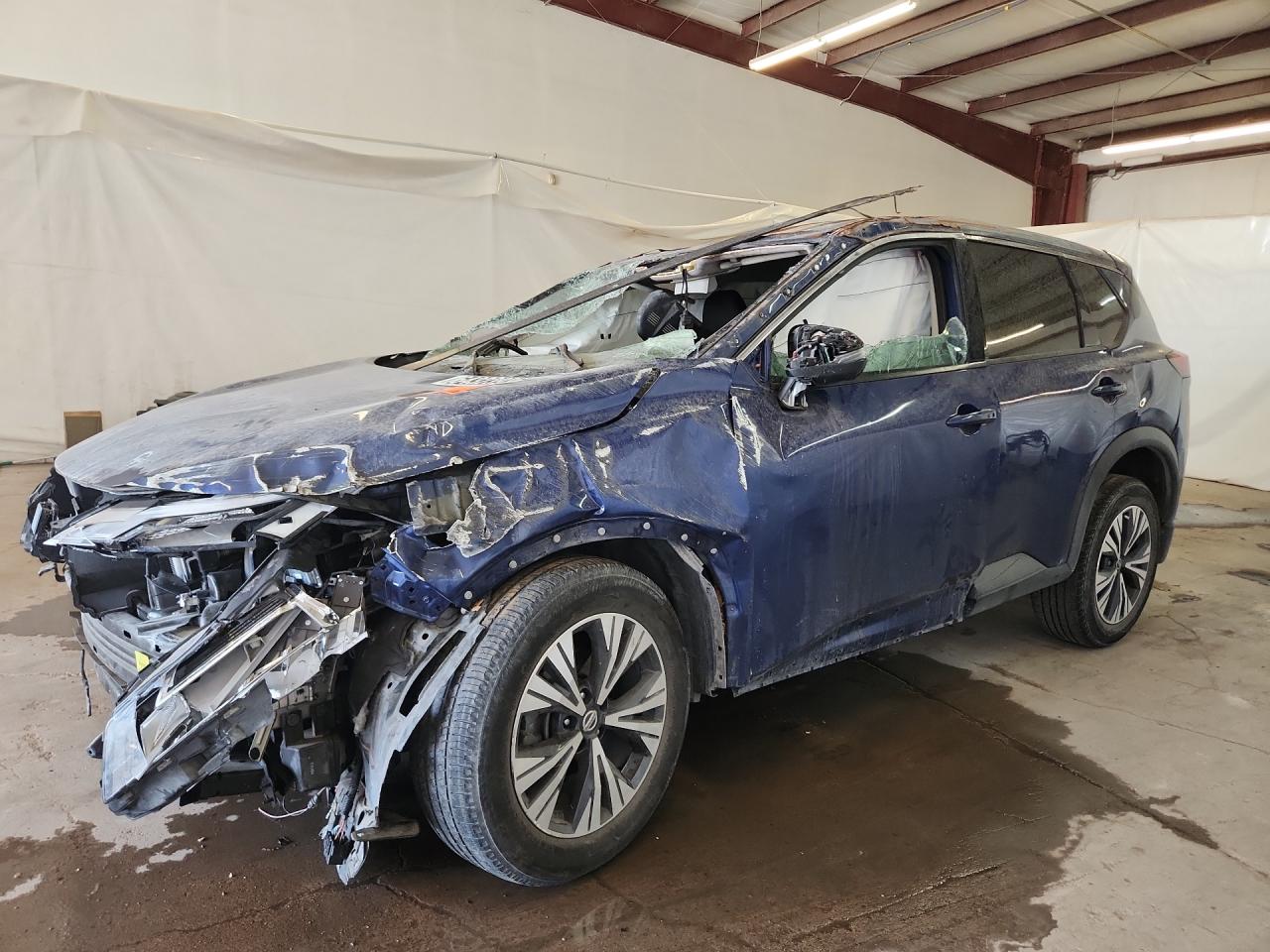 2021 Nissan Rogue Sv Blue vin: 5N1AT3BA9MC725051 Damage: Left Front Fender, Severe Damage, Replacement Required