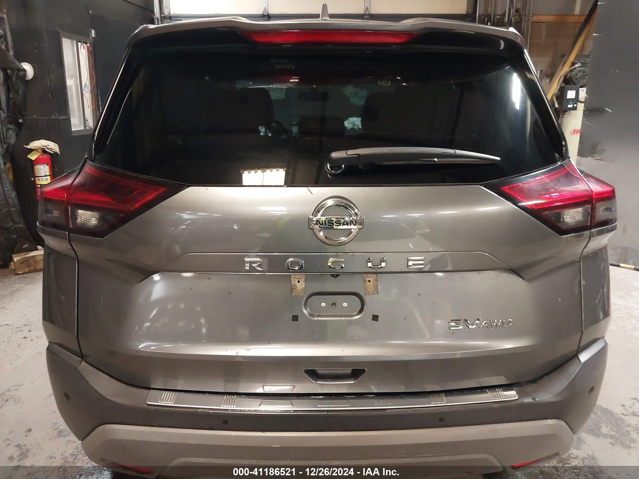 2021 Nissan Rogue Sv Intelligent Awd Серый vin: 5N1AT3BB1MC728051