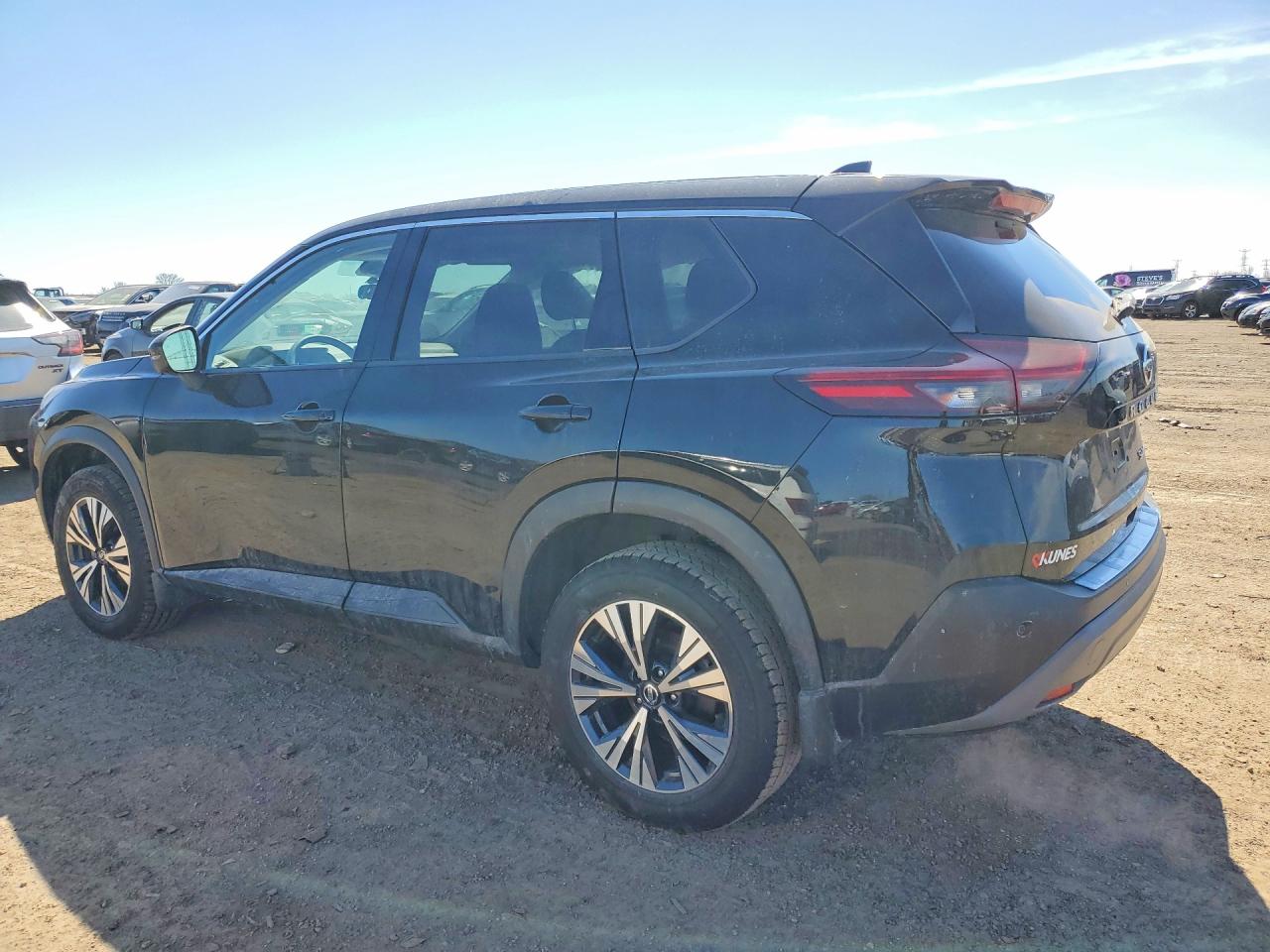 2021 Nissan Rogue Sv Черный vin: 5N1AT3BB1MC822897