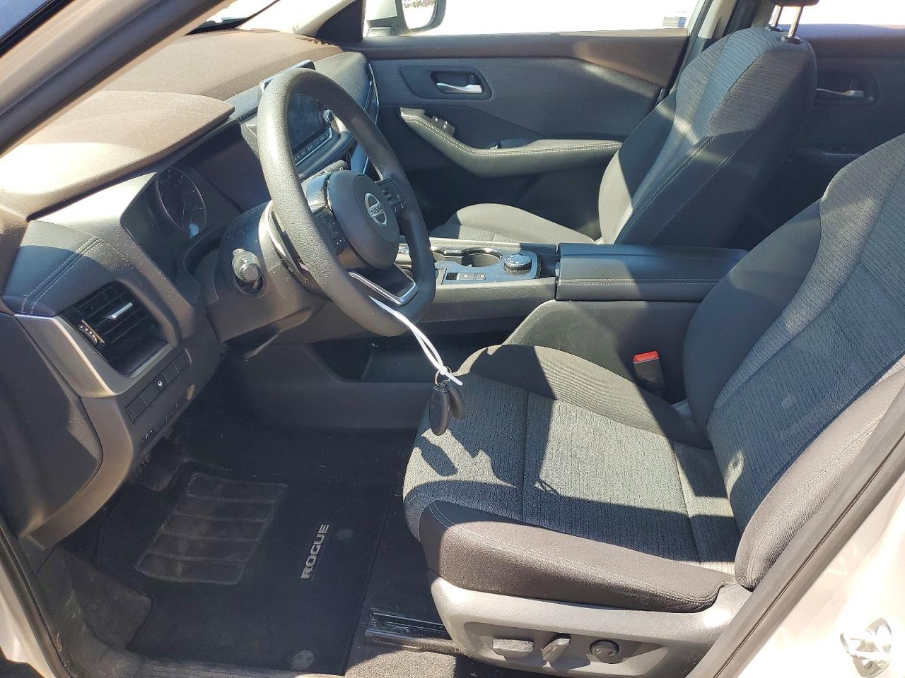 2021 Nissan Rogue Sv Silver vin: 5N1AT3BB3MC680830