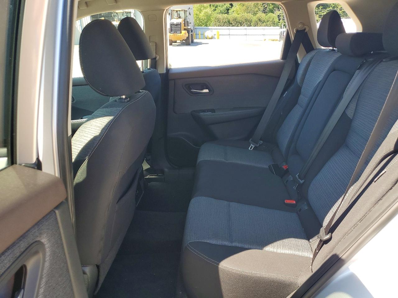 2021 Nissan Rogue Sv Silver vin: 5N1AT3BB3MC680830