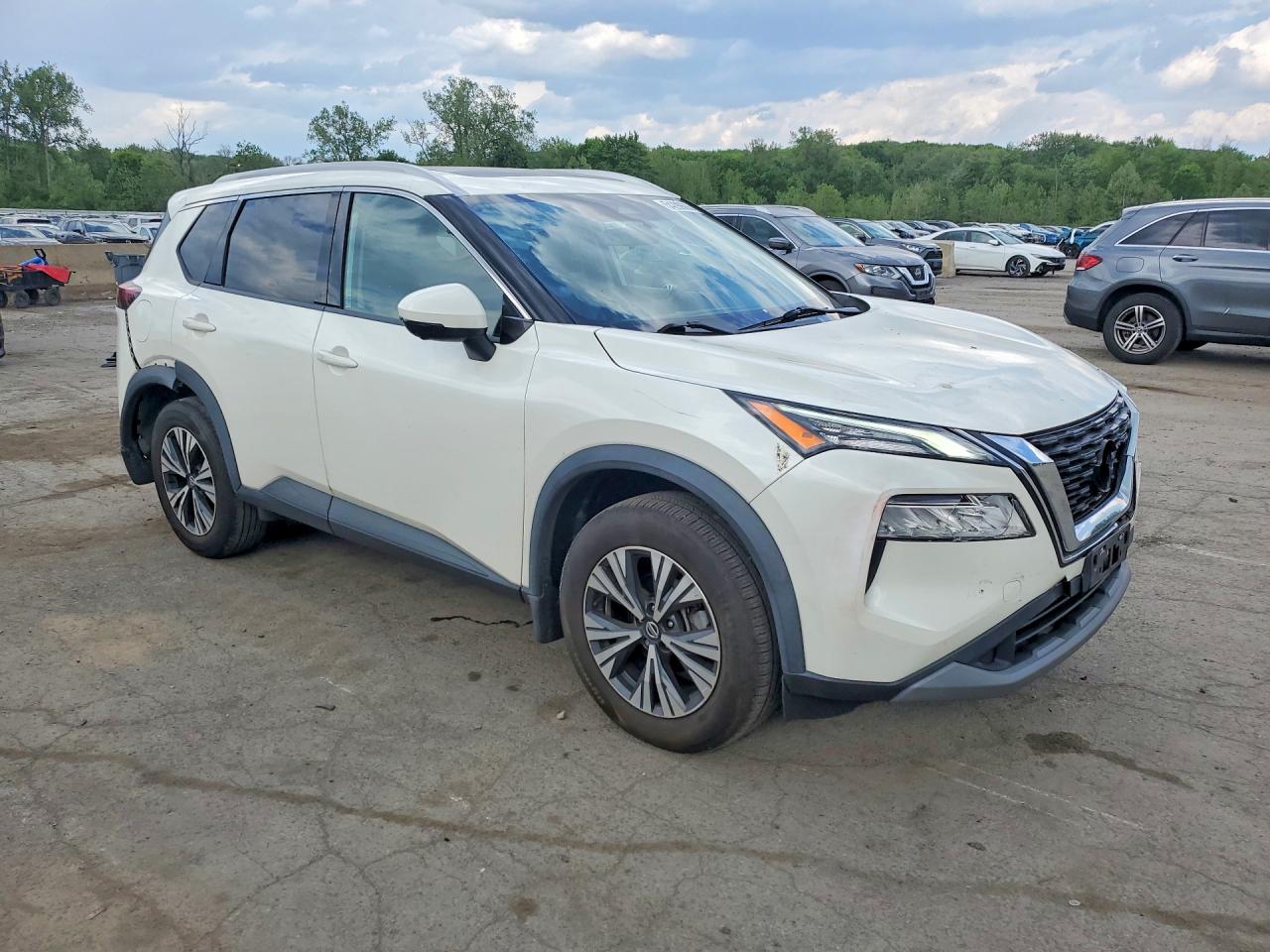 2021 Nissan Rogue Sv Белый vin: 5N1AT3BB4MC755809