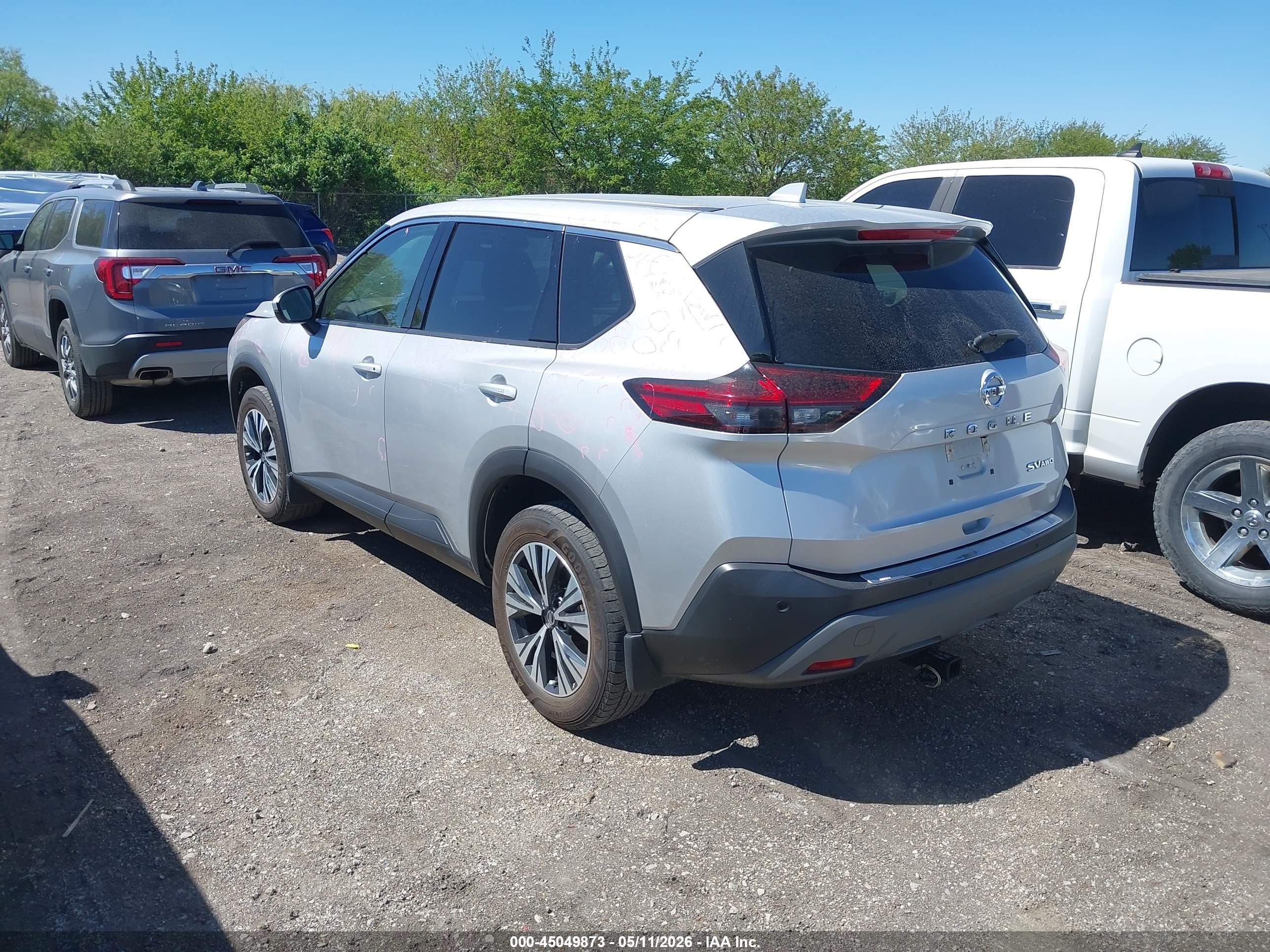 2021 Nissan Rogue Sv Intelligent Awd Silver vin: 5N1AT3BB8MC682380