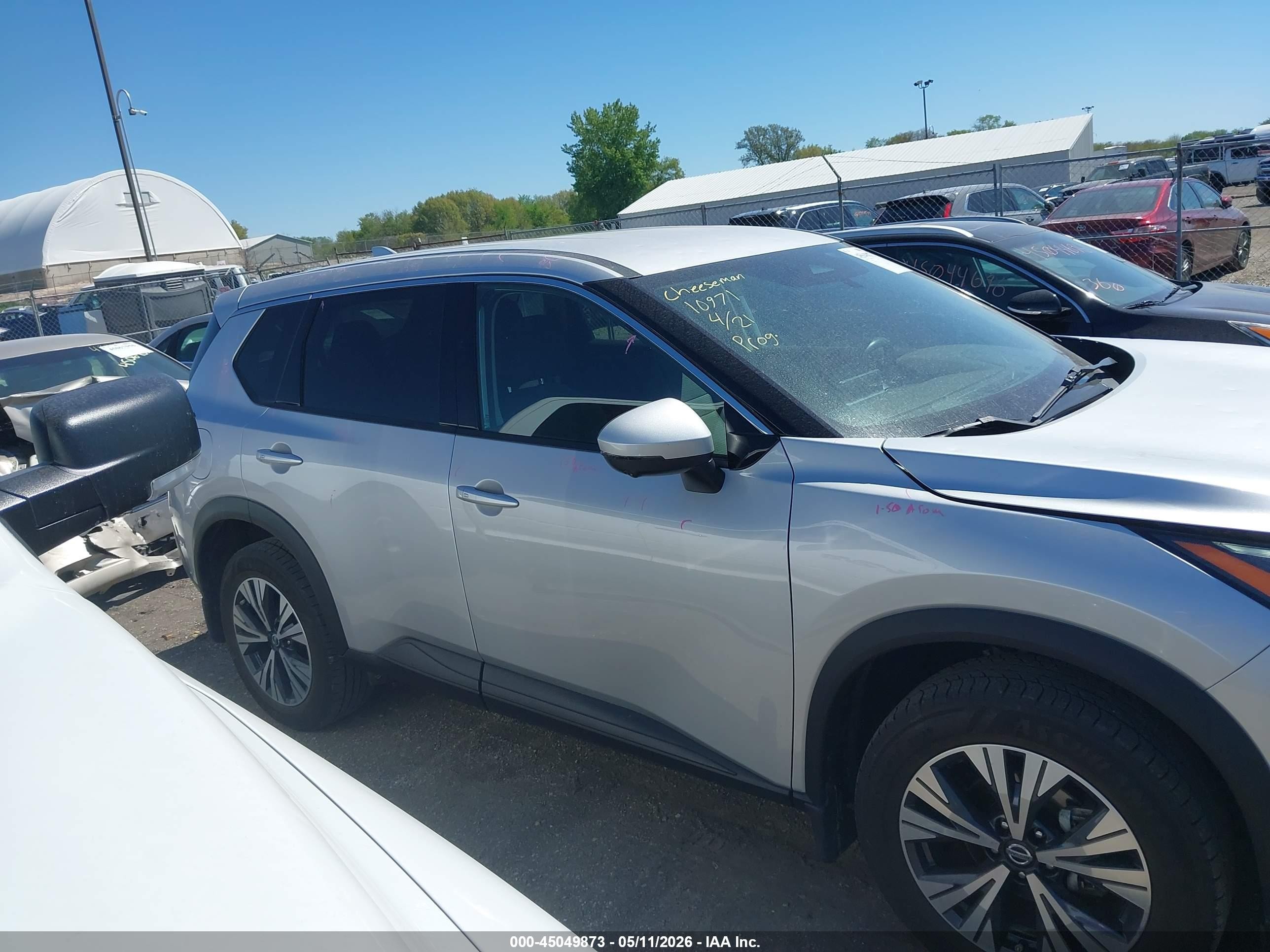 2021 Nissan Rogue Sv Intelligent Awd Silver vin: 5N1AT3BB8MC682380