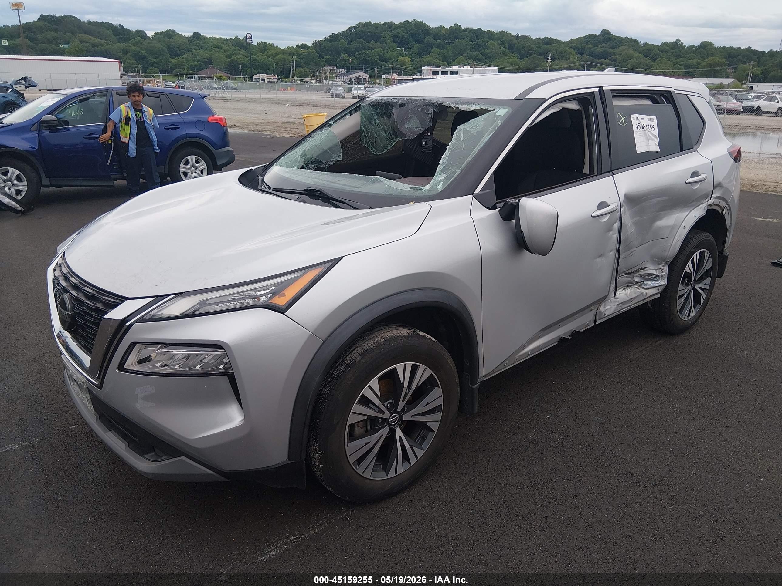 2021 Nissan Rogue Sv Intelligent Awd Silver vin: 5N1AT3BB8MC710582