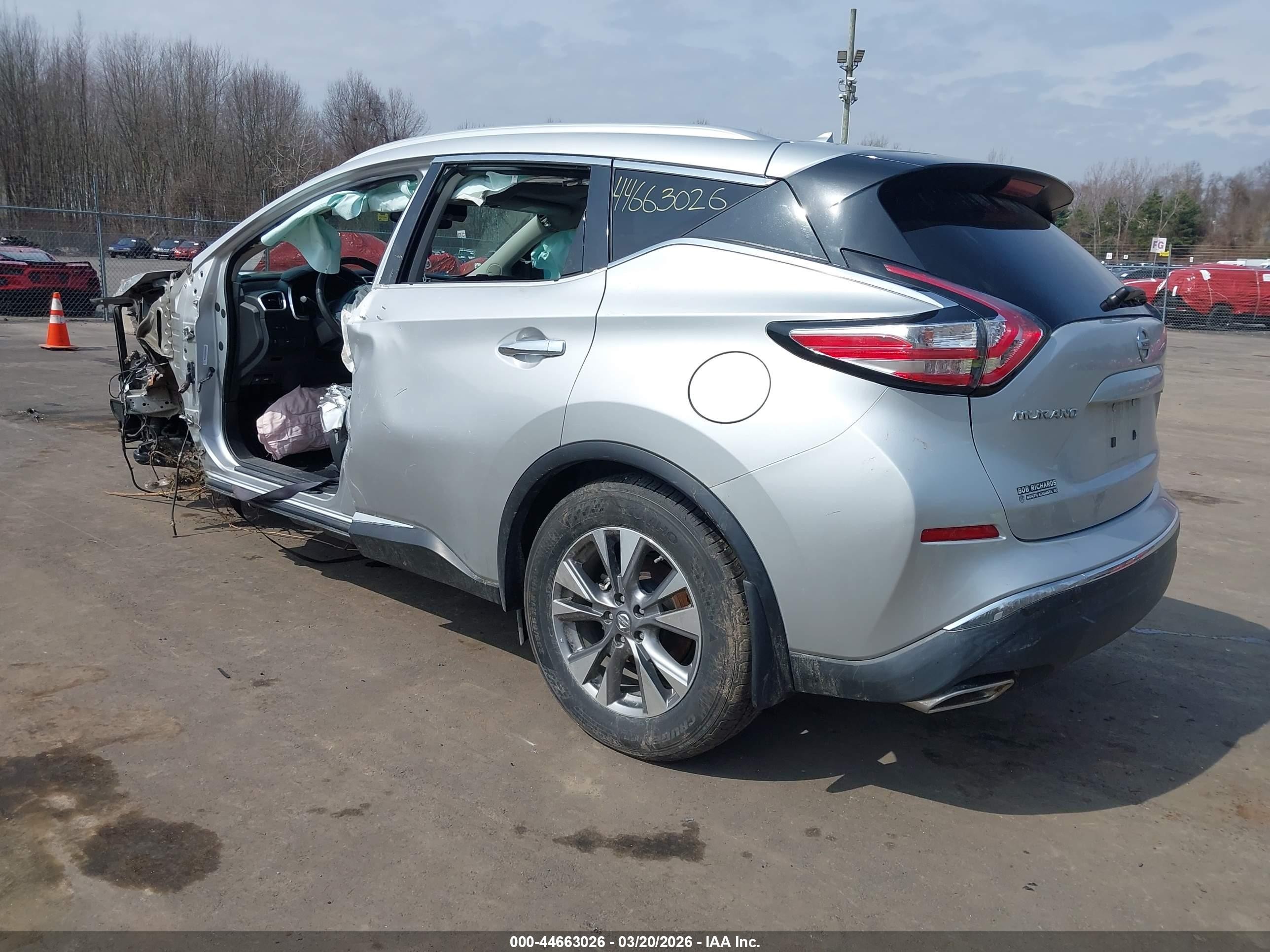 2015 Nissan Murano Sl Серебряный vin: 5N1AZ2MG0FN239360