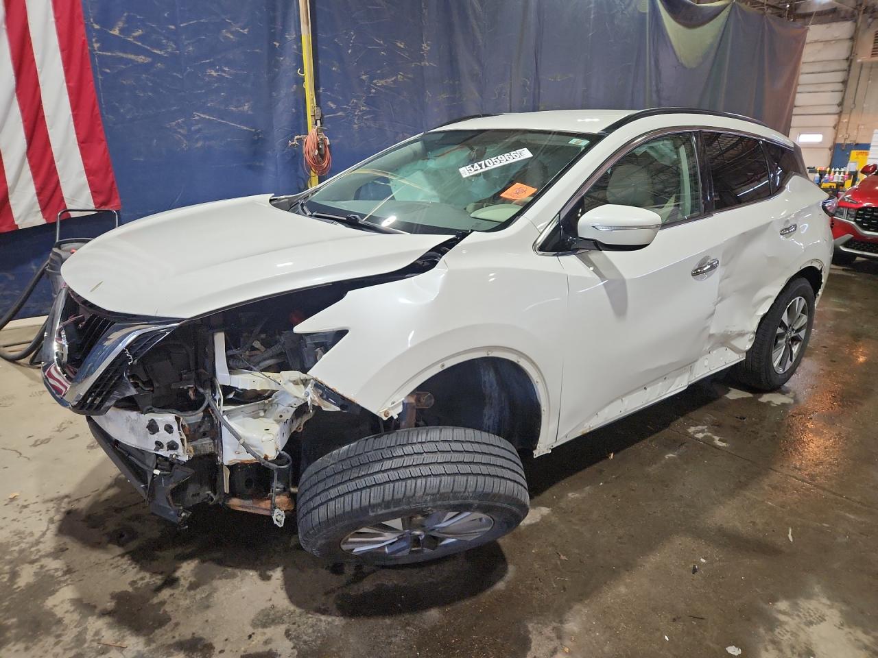 2015 Nissan Murano Sv Белый vin: 5N1AZ2MG2FN223385 Damage: Left Front Fender, Dent(S) W/ Paint Dmg, > 12 Inches