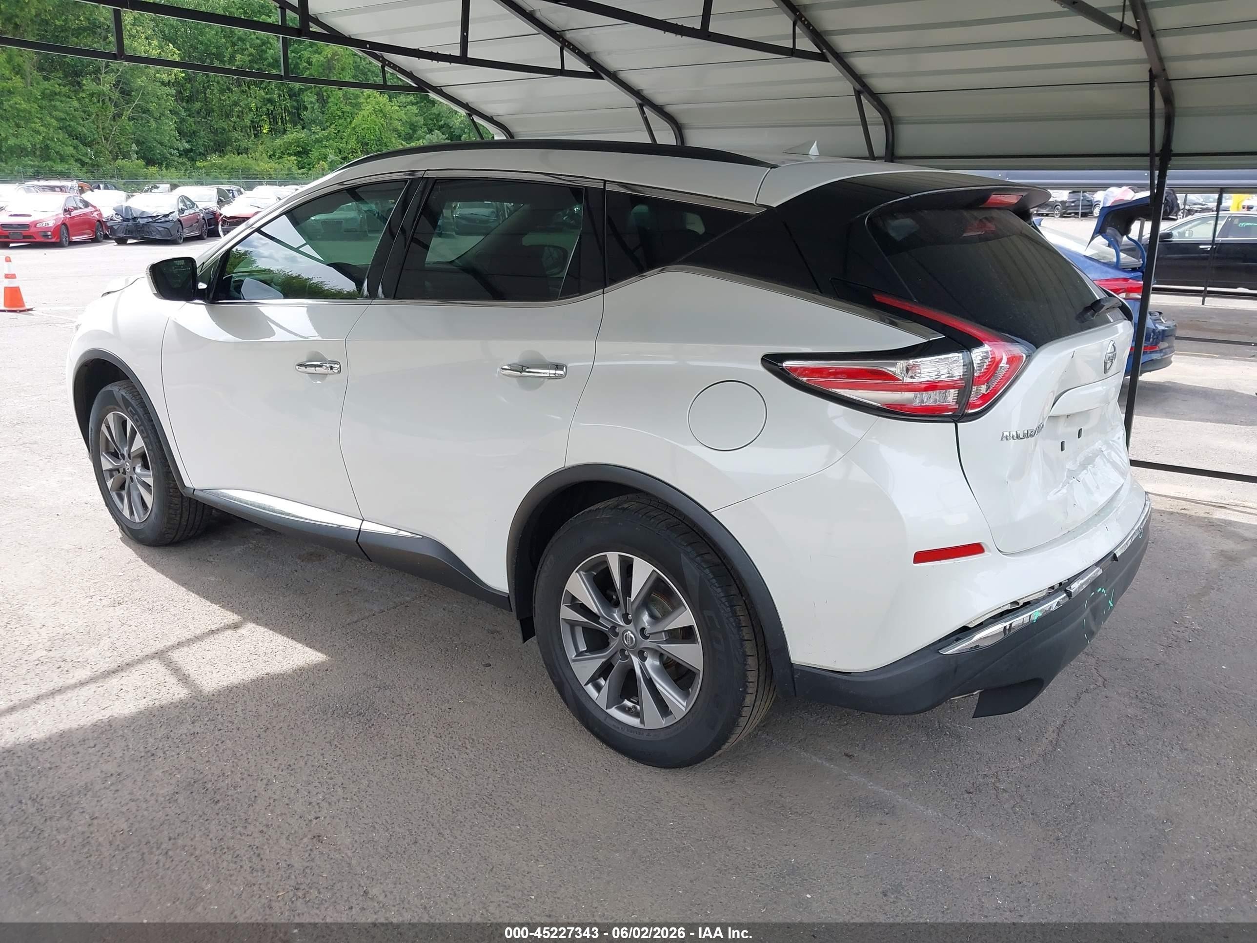 2015 Nissan Murano Sv White vin: 5N1AZ2MG2FN262526