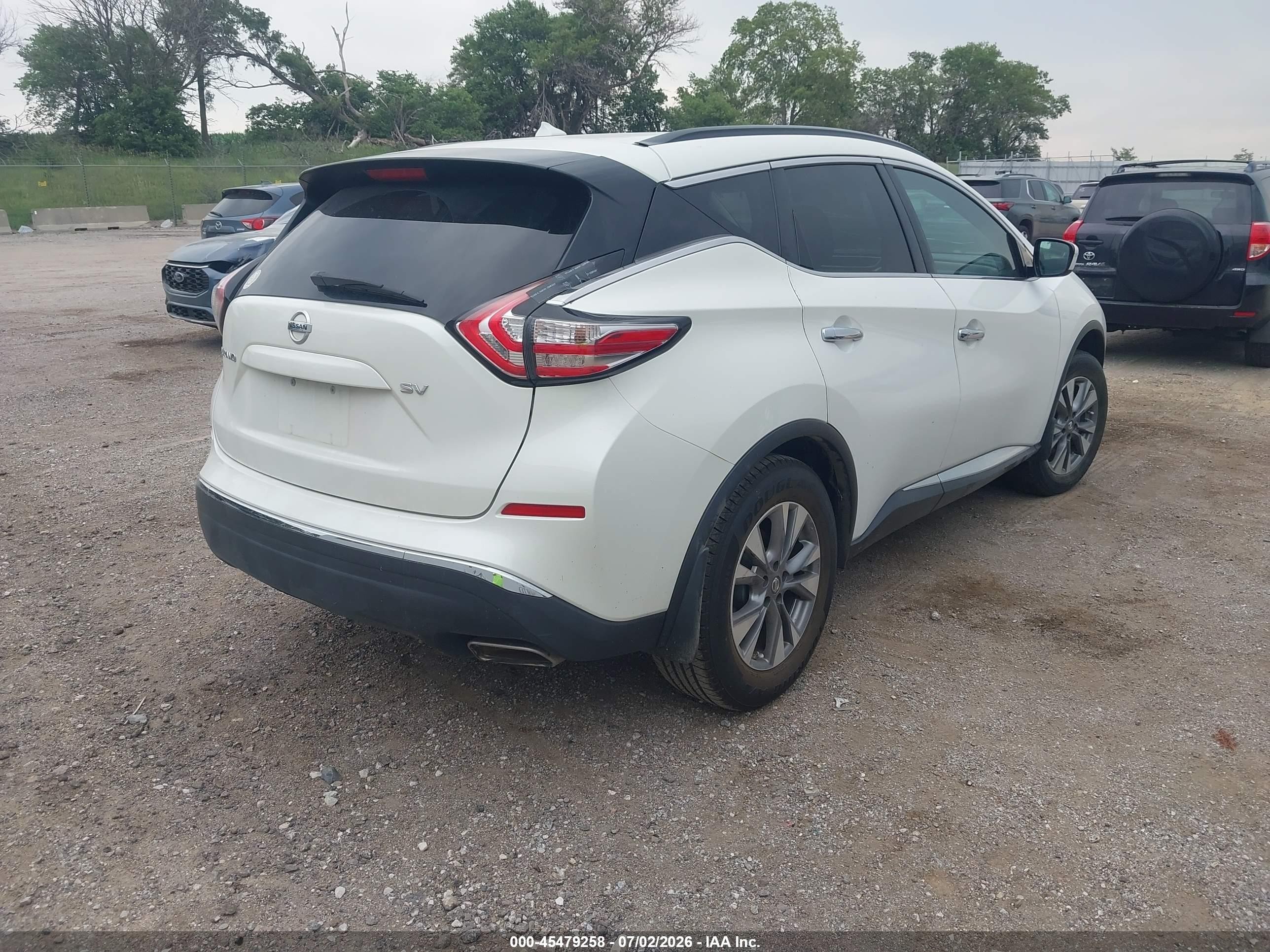 2015 Nissan Murano Sv White vin: 5N1AZ2MG4FN242231