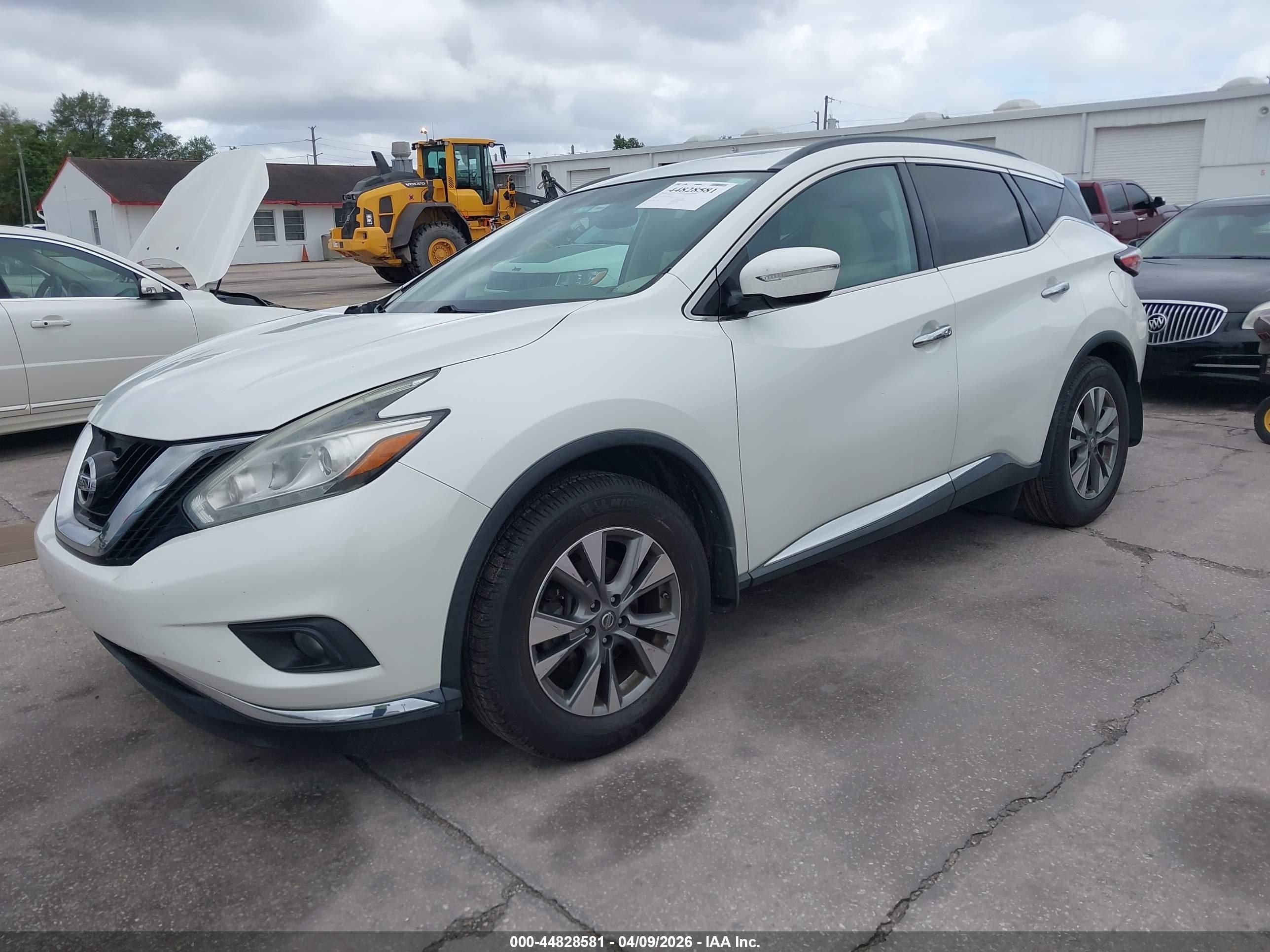 2015 Nissan Murano Sv White vin: 5N1AZ2MG4FN269901