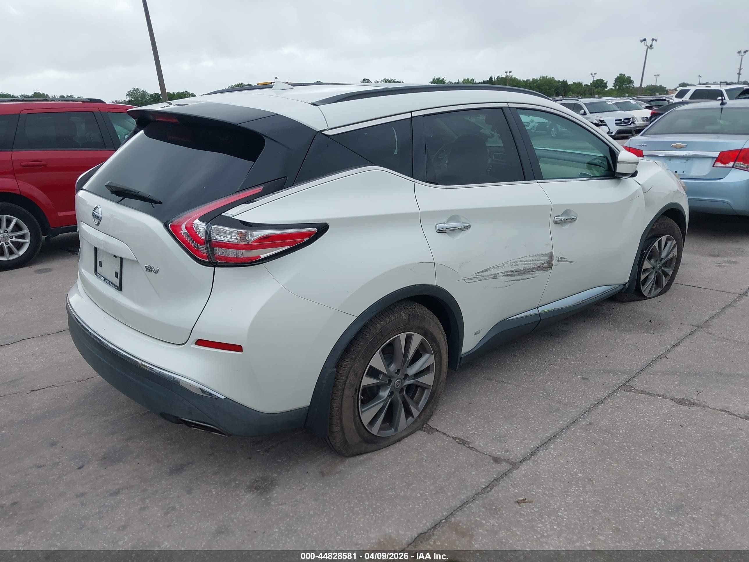 2015 Nissan Murano Sv White vin: 5N1AZ2MG4FN269901
