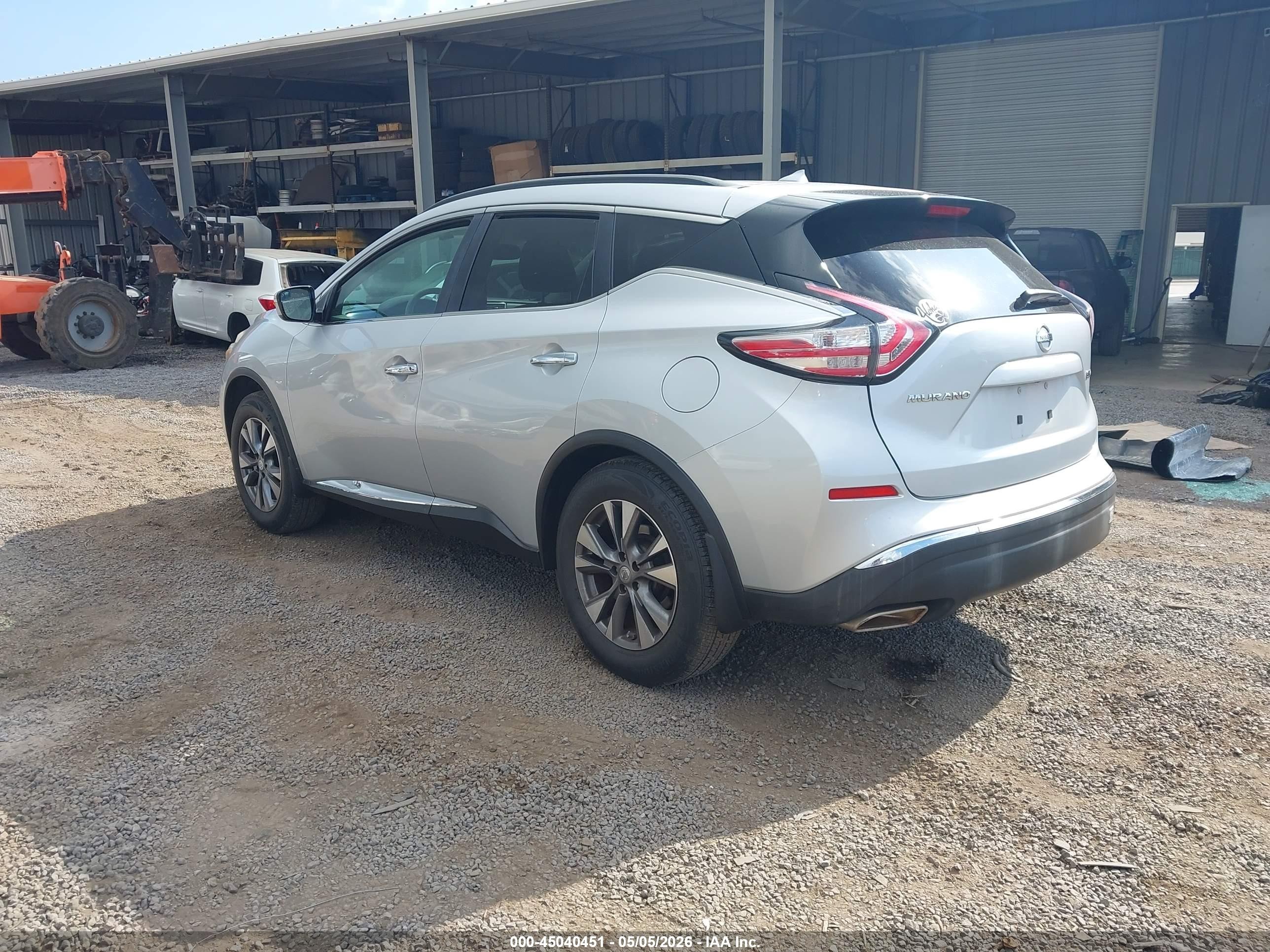 2015 Nissan Murano Sv Silver vin: 5N1AZ2MG5FN208783