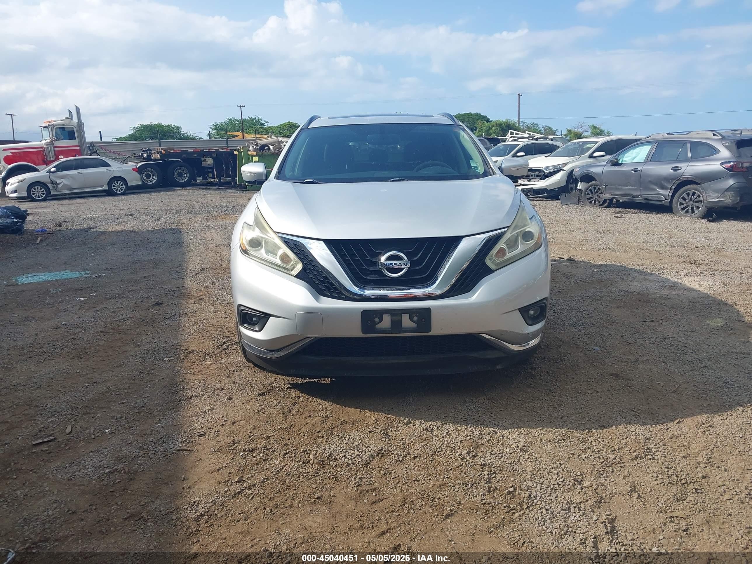 2015 Nissan Murano Sv Silver vin: 5N1AZ2MG5FN208783