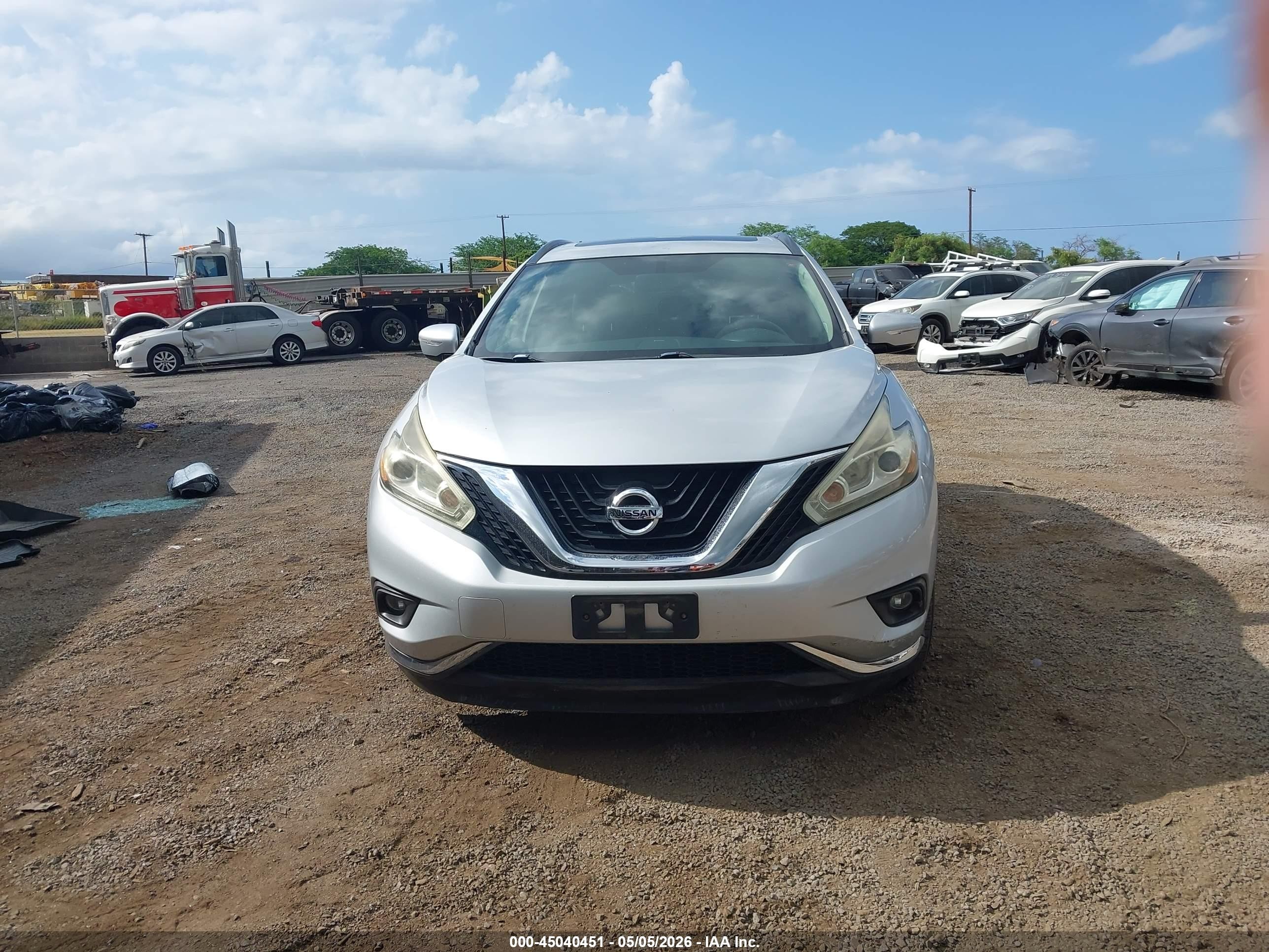 2015 Nissan Murano Sv Silver vin: 5N1AZ2MG5FN208783