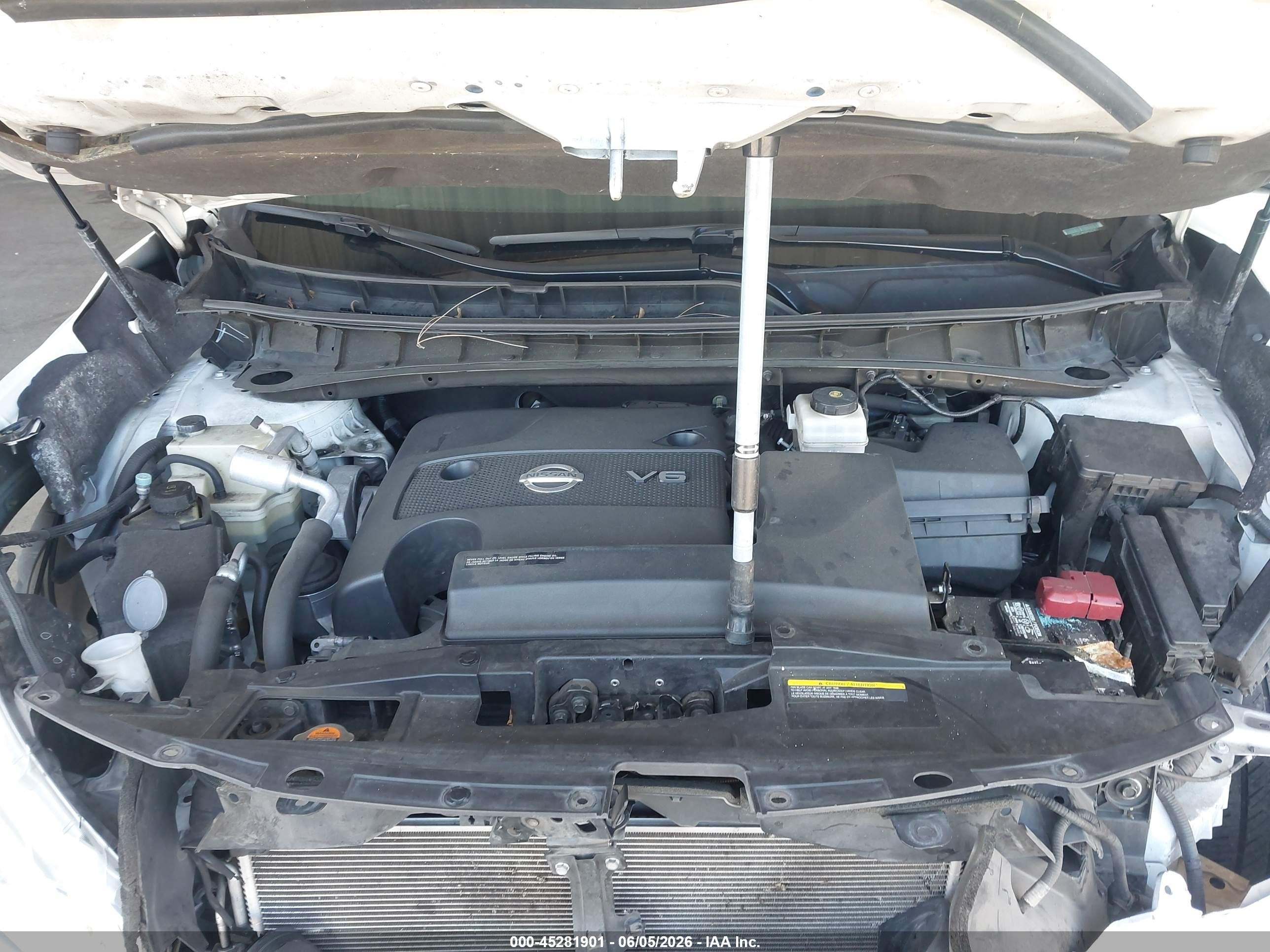 2015 Nissan Murano Platinum White vin: 5N1AZ2MG5FN257871