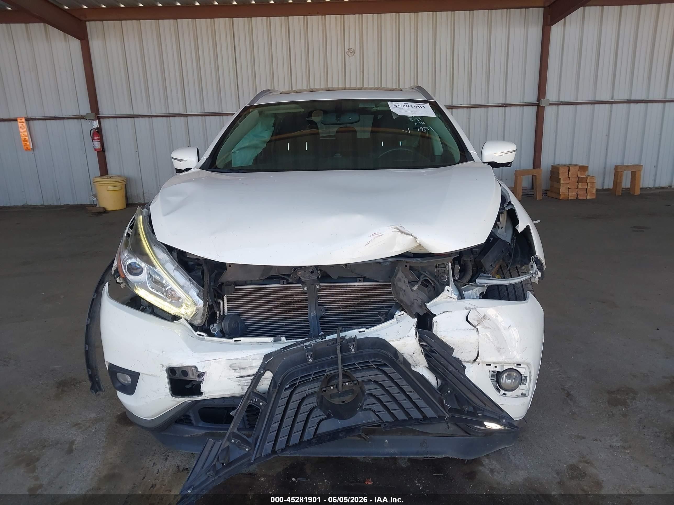 2015 Nissan Murano Platinum White vin: 5N1AZ2MG5FN257871