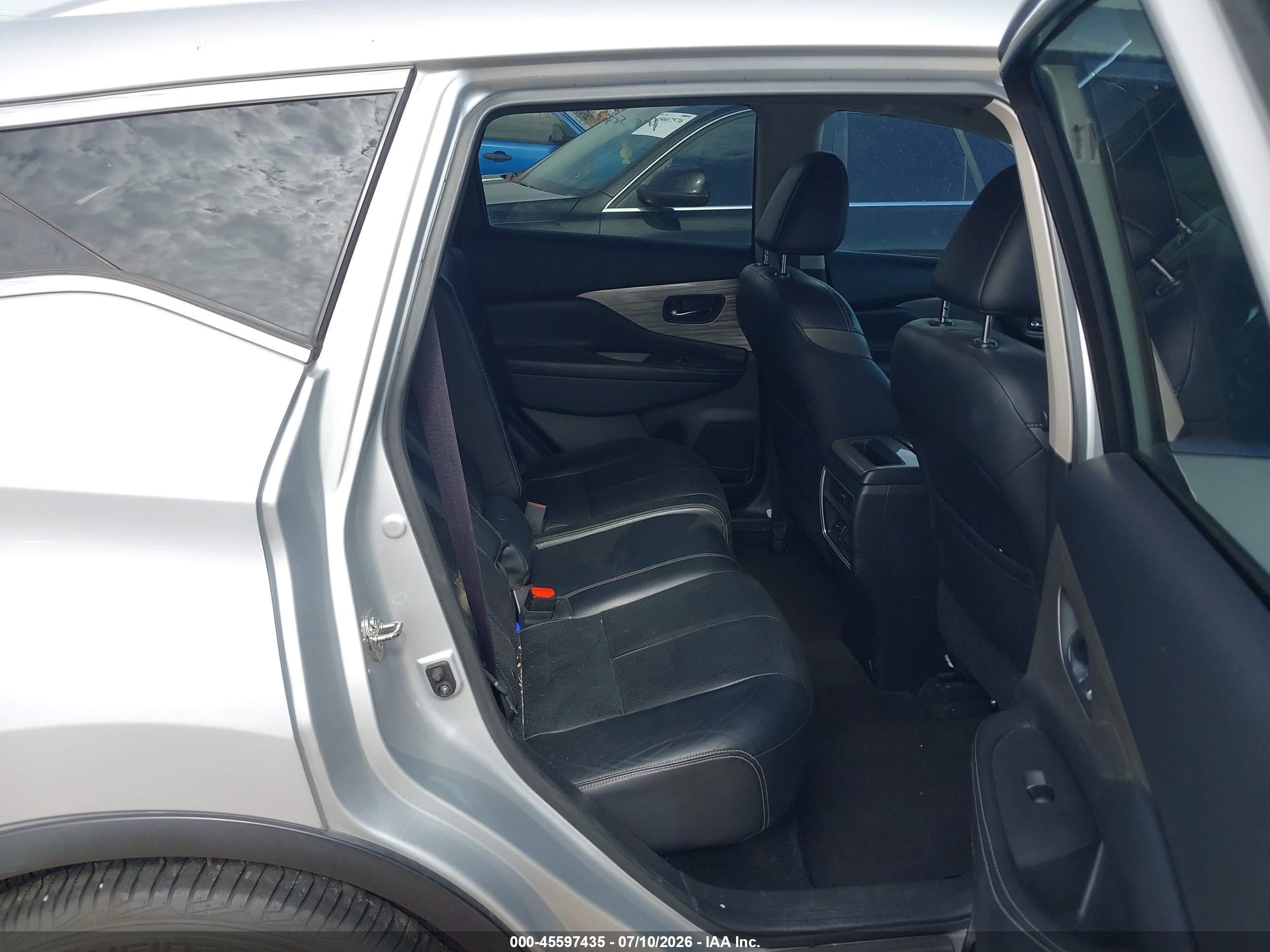 2015 Nissan Murano Sl Серебряный vin: 5N1AZ2MG7FN218201