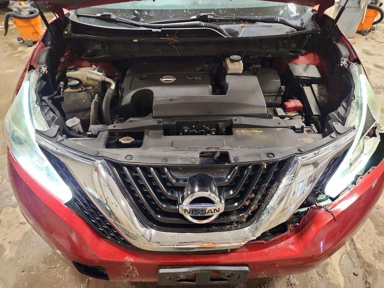 2015 Nissan Murano Sv Burgundy vin: 5N1AZ2MH1FN224617