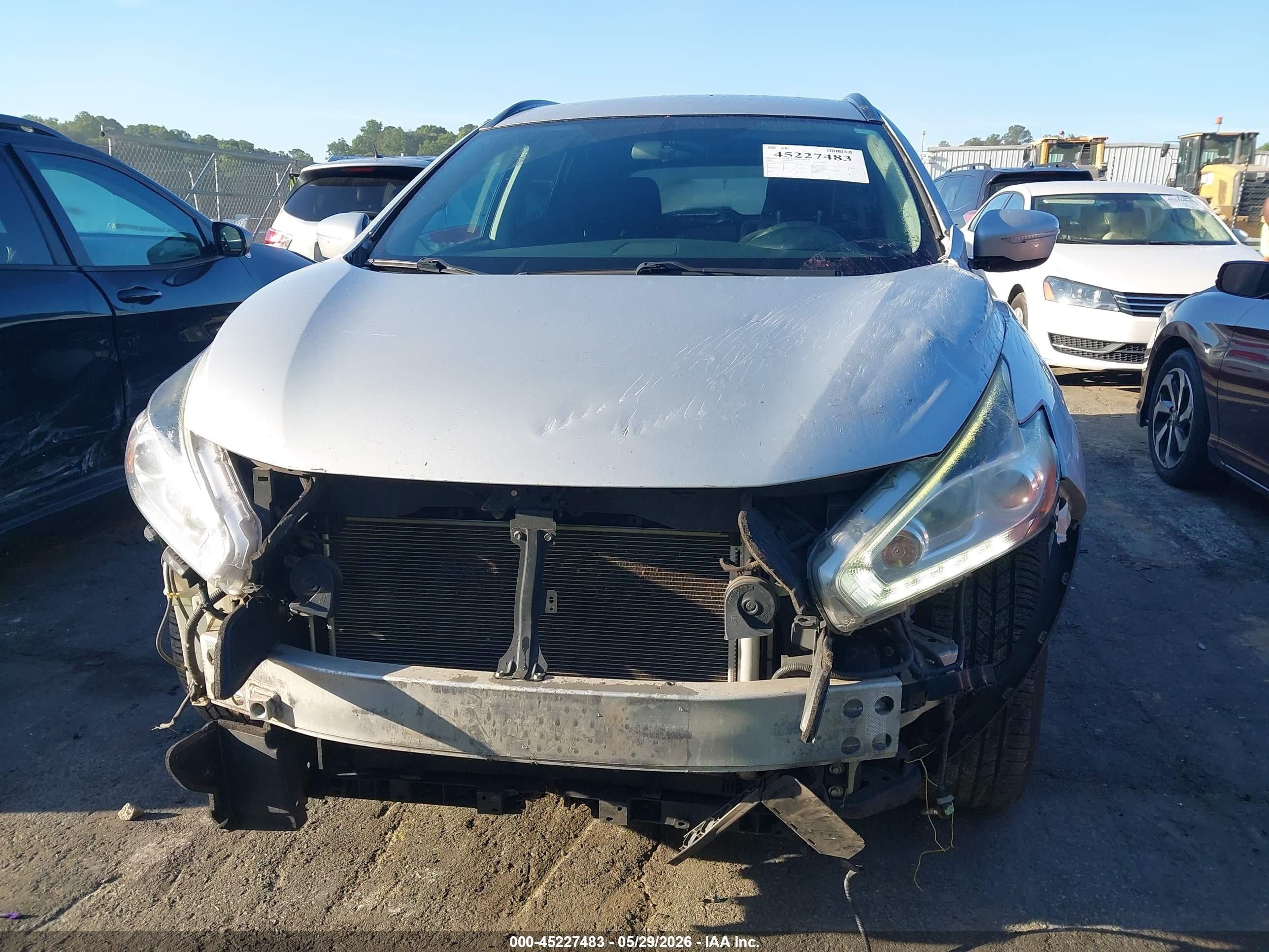 2015 Nissan Murano Sv Silver vin: 5N1AZ2MH1FN274224