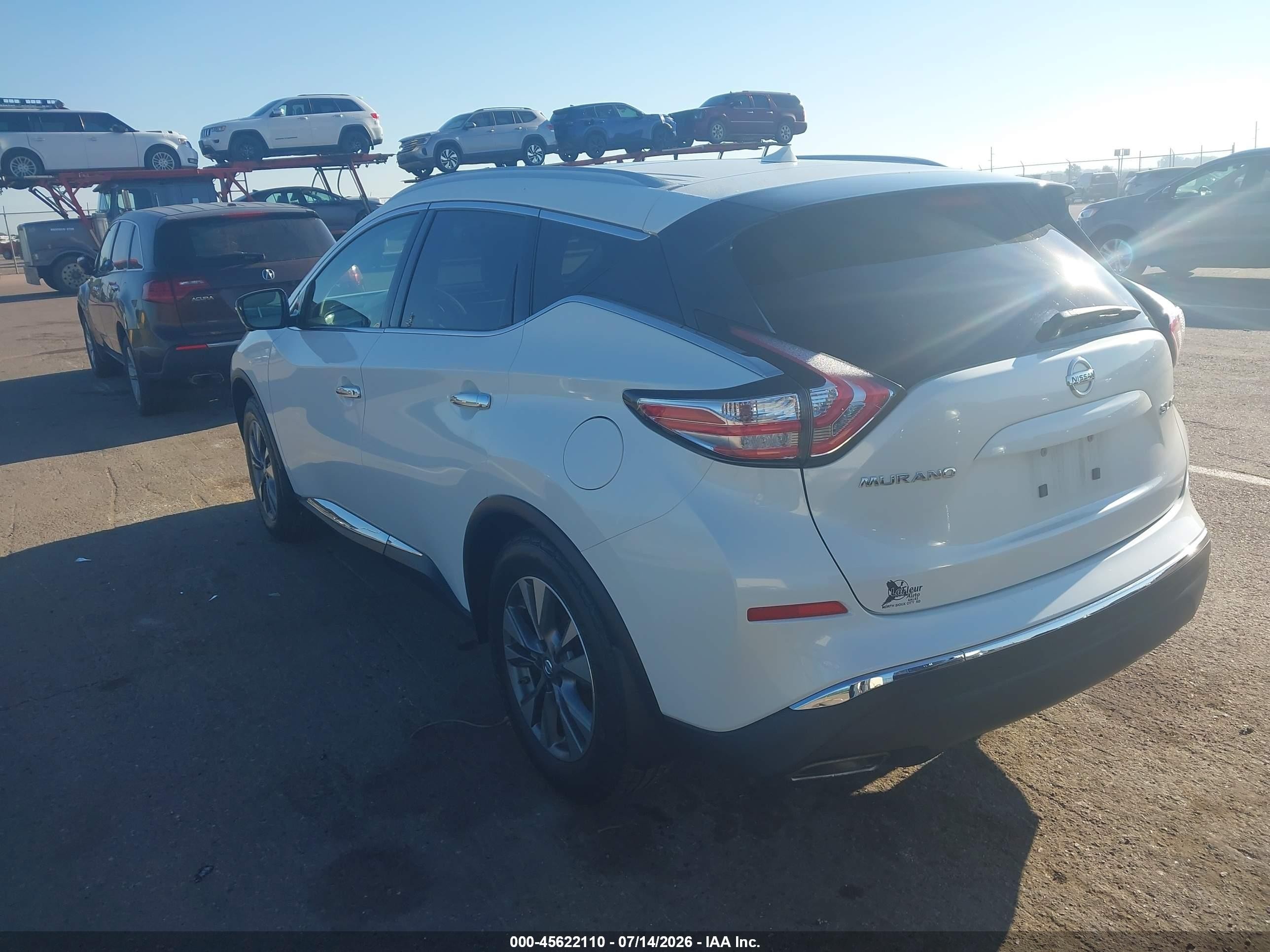 2015 Nissan Murano   White vin: 5N1AZ2MH2FN277472