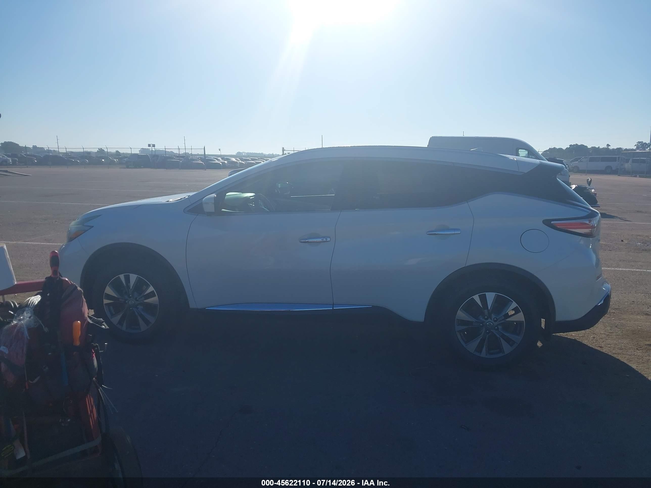 2015 Nissan Murano   White vin: 5N1AZ2MH2FN277472