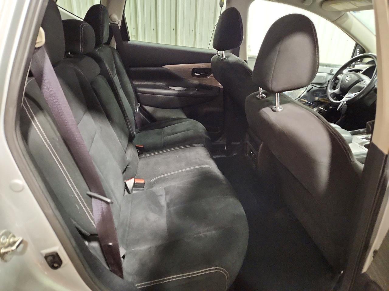 2015 Nissan Murano Sv Silver vin: 5N1AZ2MH3FN226630