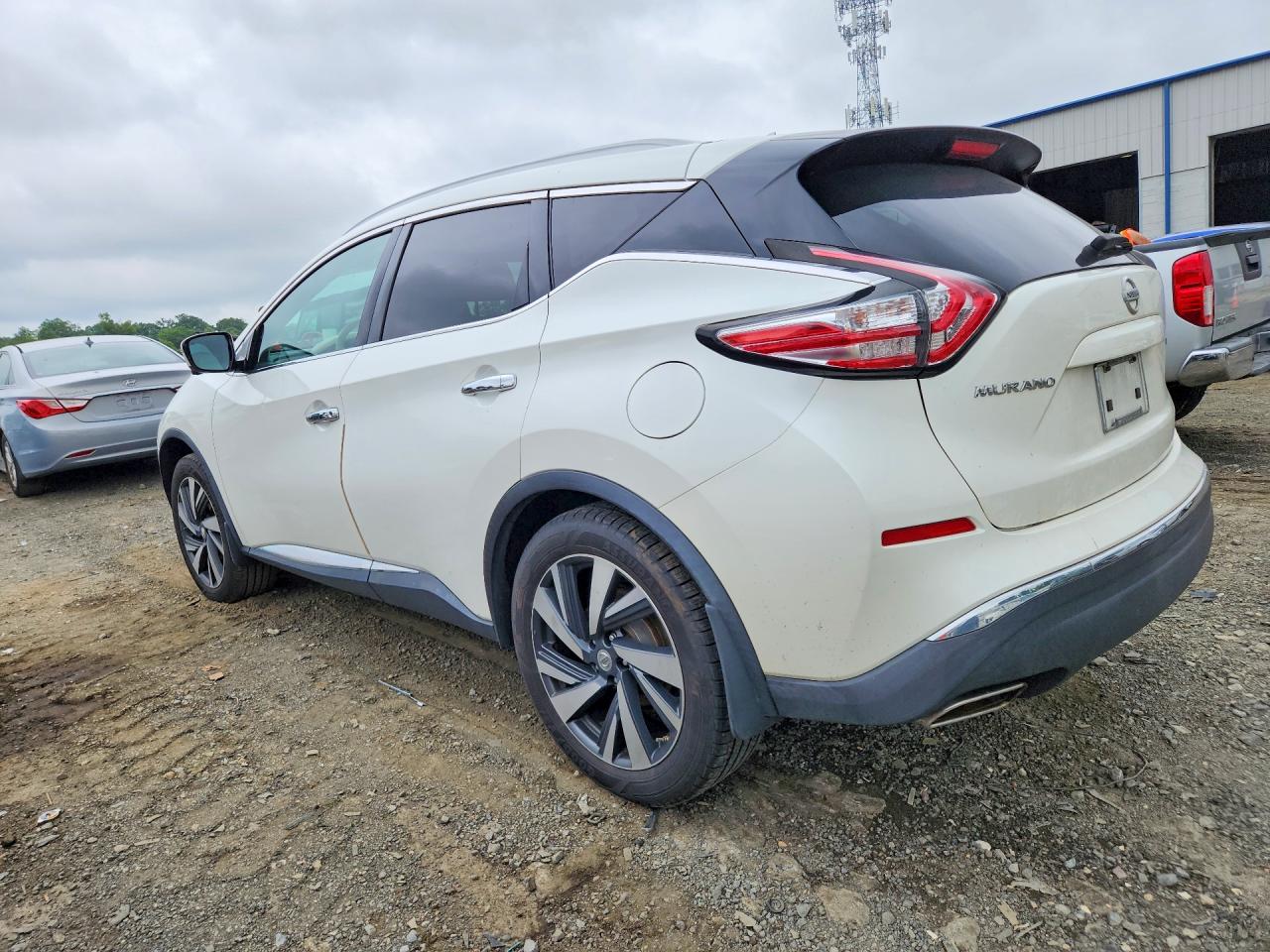 2015 Nissan Murano Platinum White vin: 5N1AZ2MH3FN286827