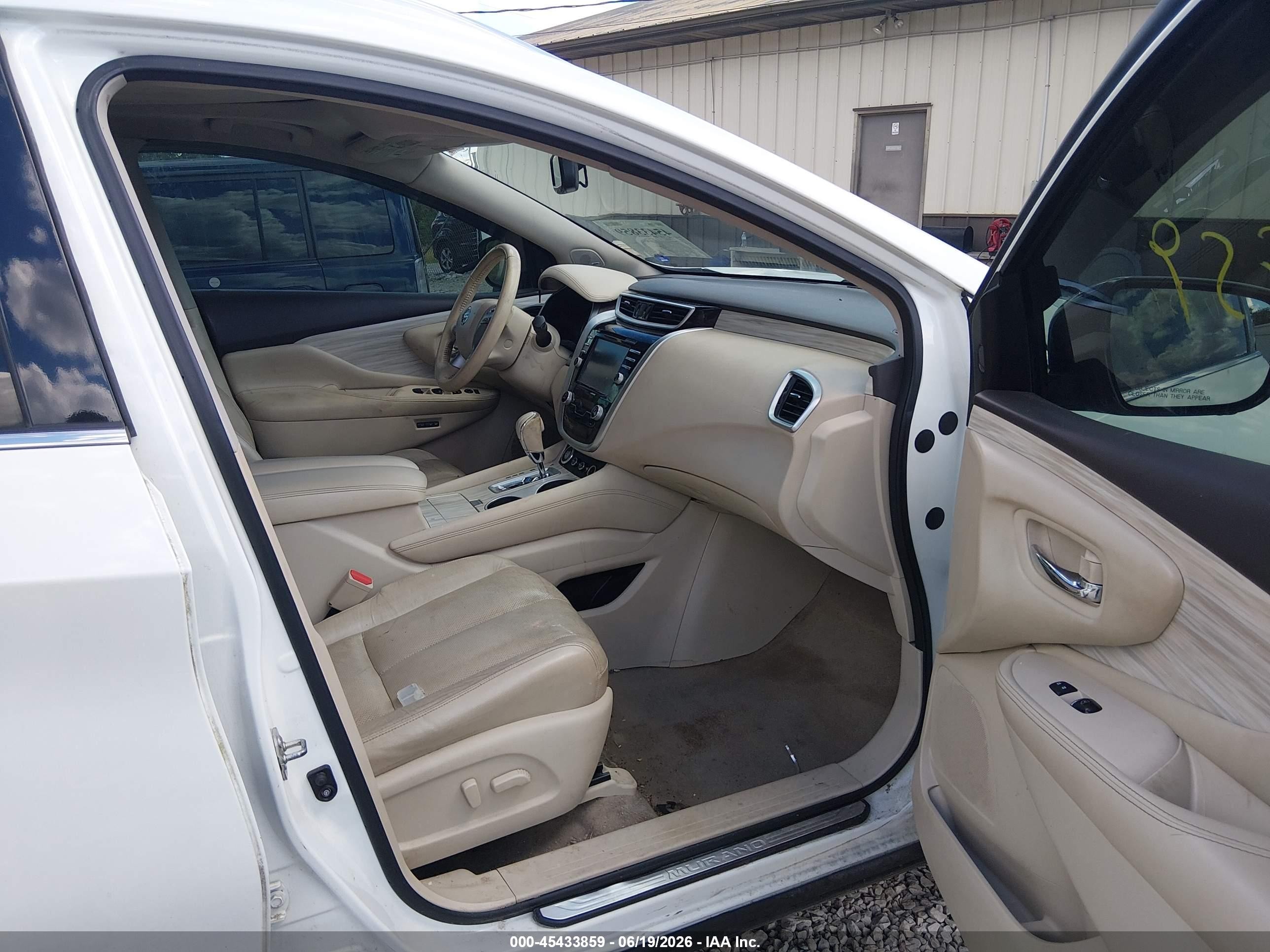 2015 Nissan Murano Platinum White vin: 5N1AZ2MH4FN282530