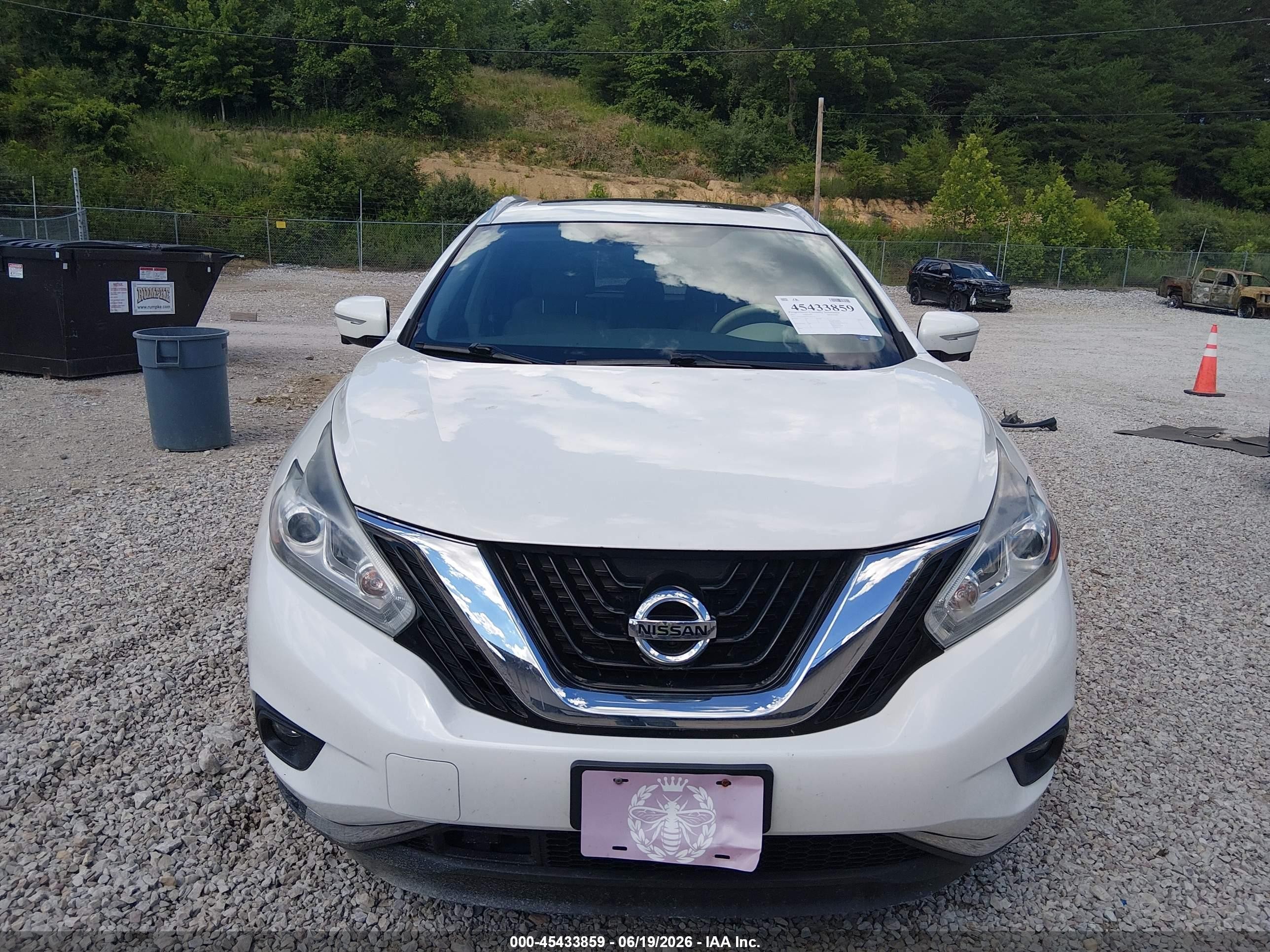 2015 Nissan Murano Platinum White vin: 5N1AZ2MH4FN282530