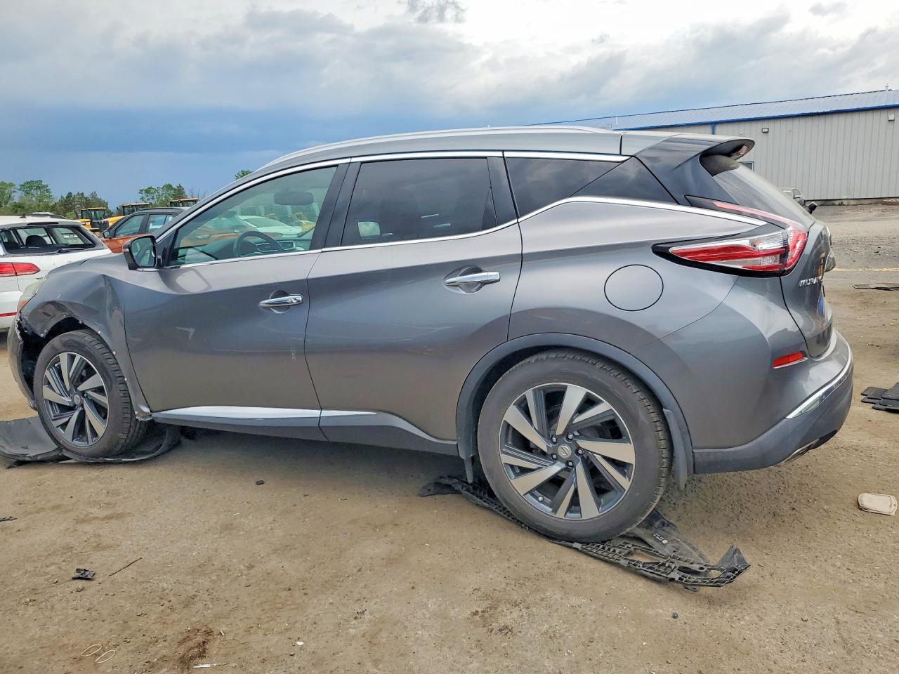 2015 Nissan Murano Platinum Silver vin: 5N1AZ2MH5FN205326