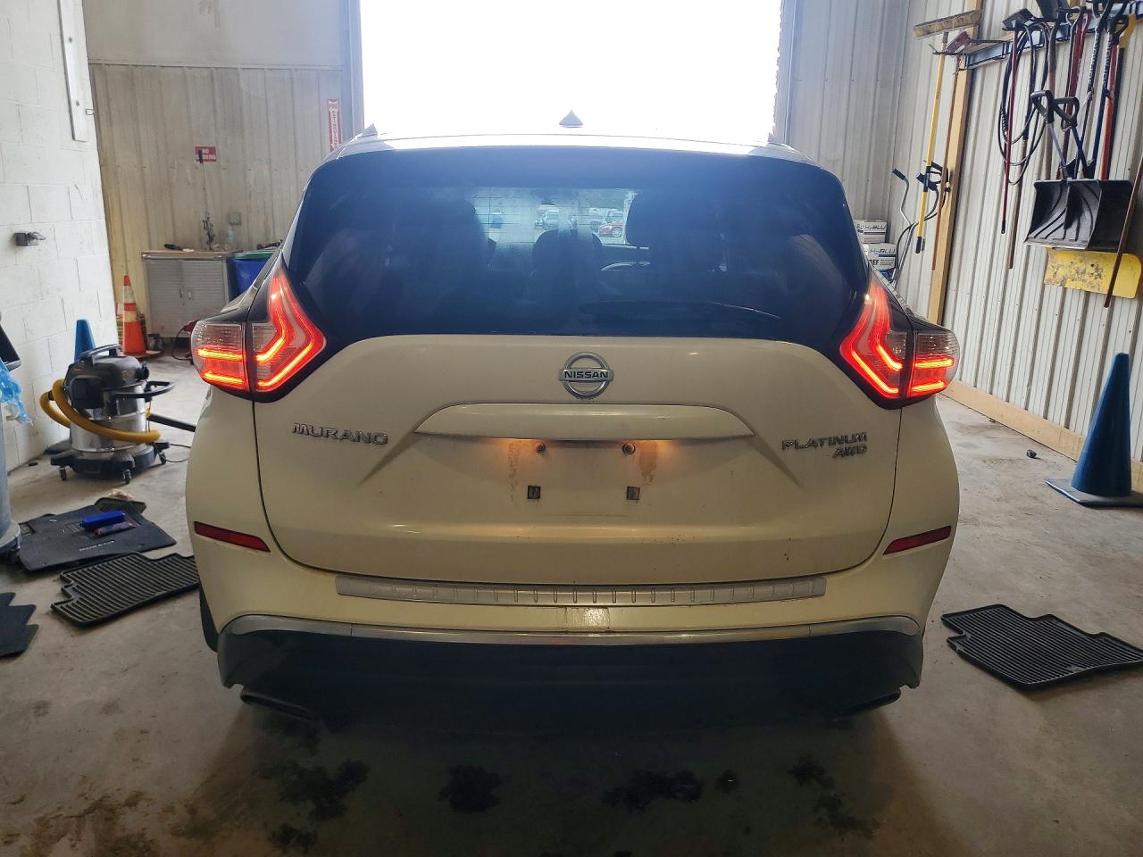 2015 Nissan Murano Platinum White vin: 5N1AZ2MH6FN208915
