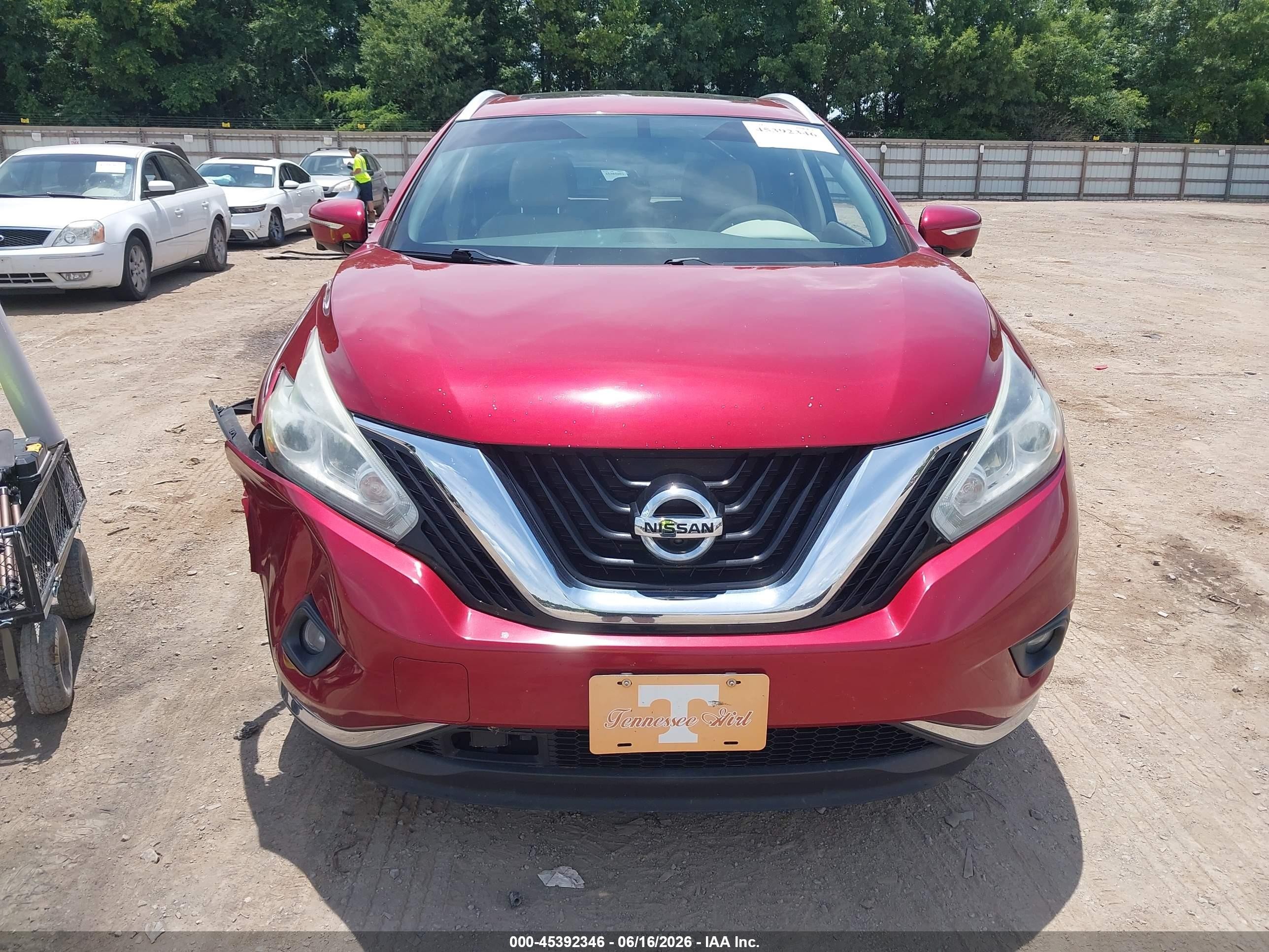 2015 Nissan Murano Platinum/s/sl/sv Red vin: 5N1AZ2MH7FN284014