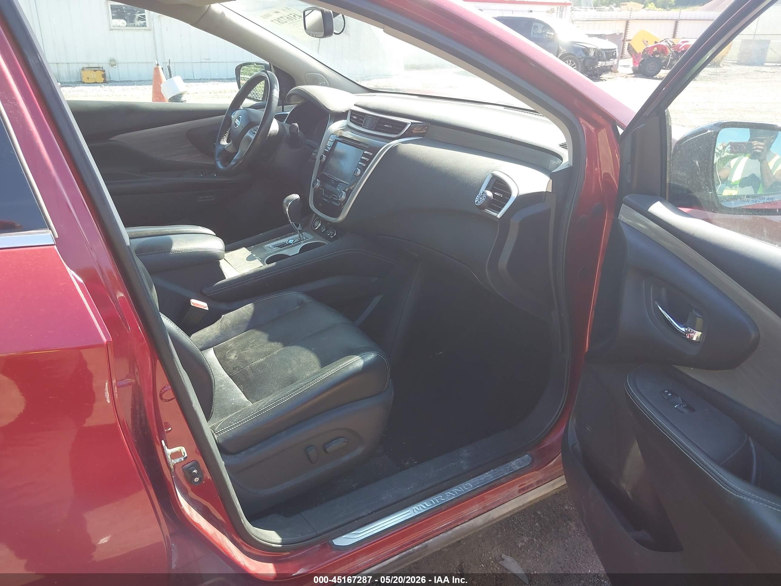 2015 Nissan Murano Platinum Red vin: 5N1AZ2MH7FN289259