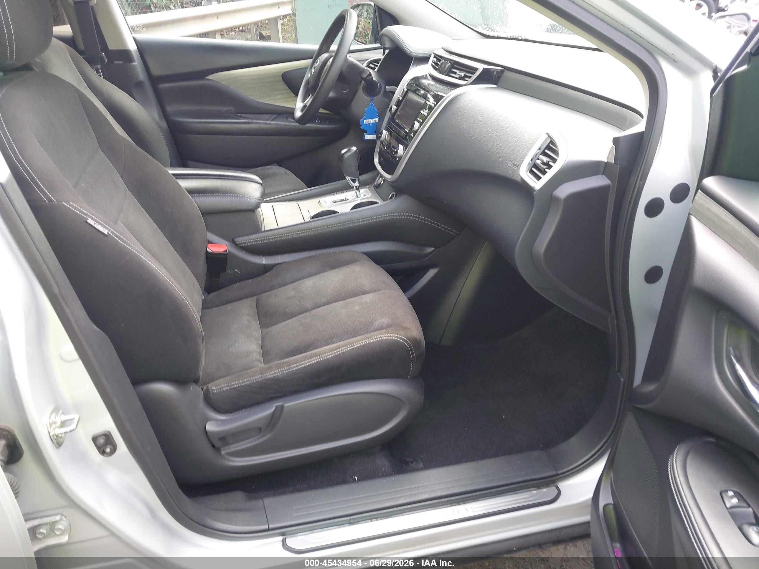 2015 Nissan Murano S Silver vin: 5N1AZ2MH9FN219357