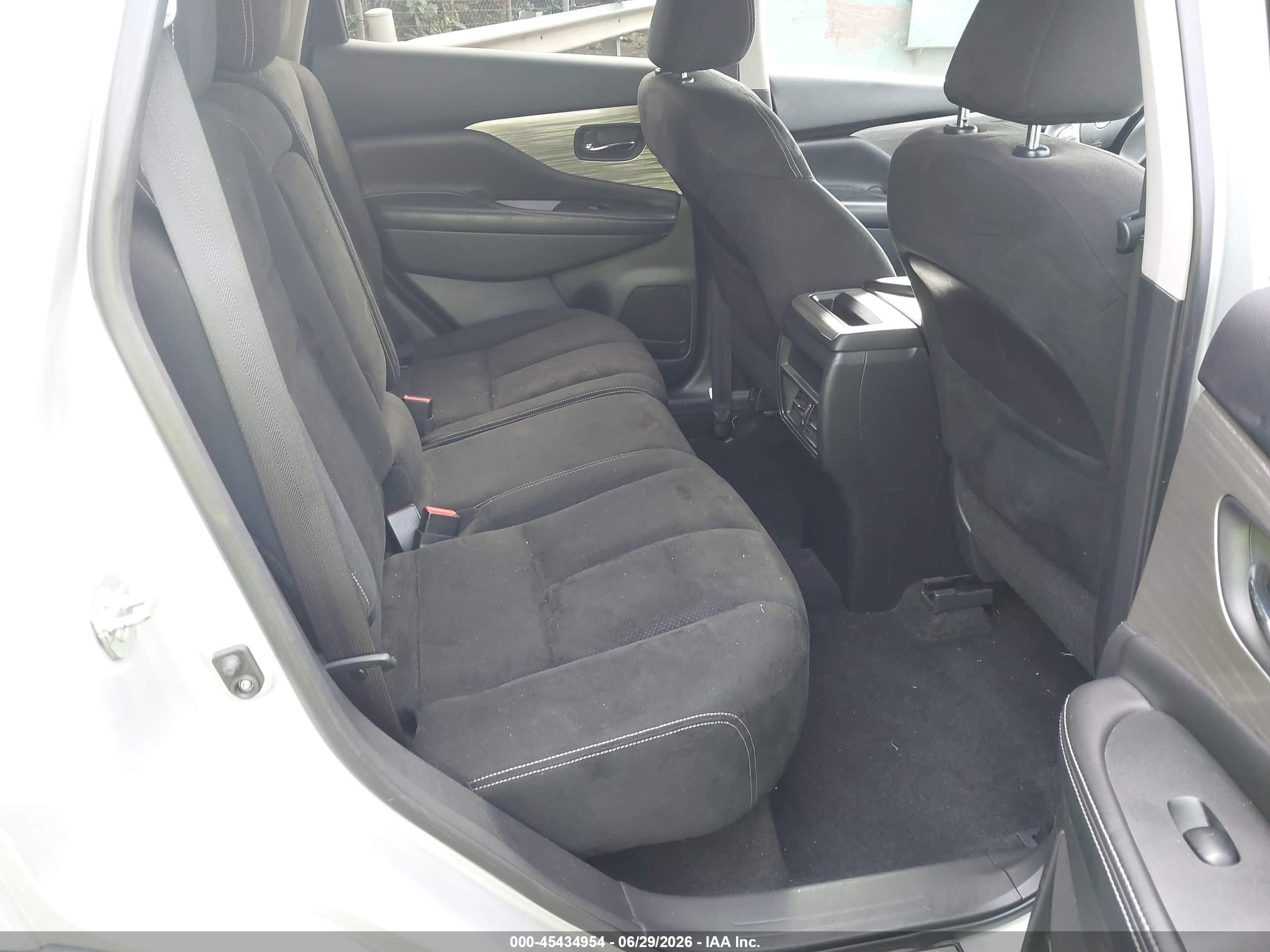 2015 Nissan Murano S Silver vin: 5N1AZ2MH9FN219357