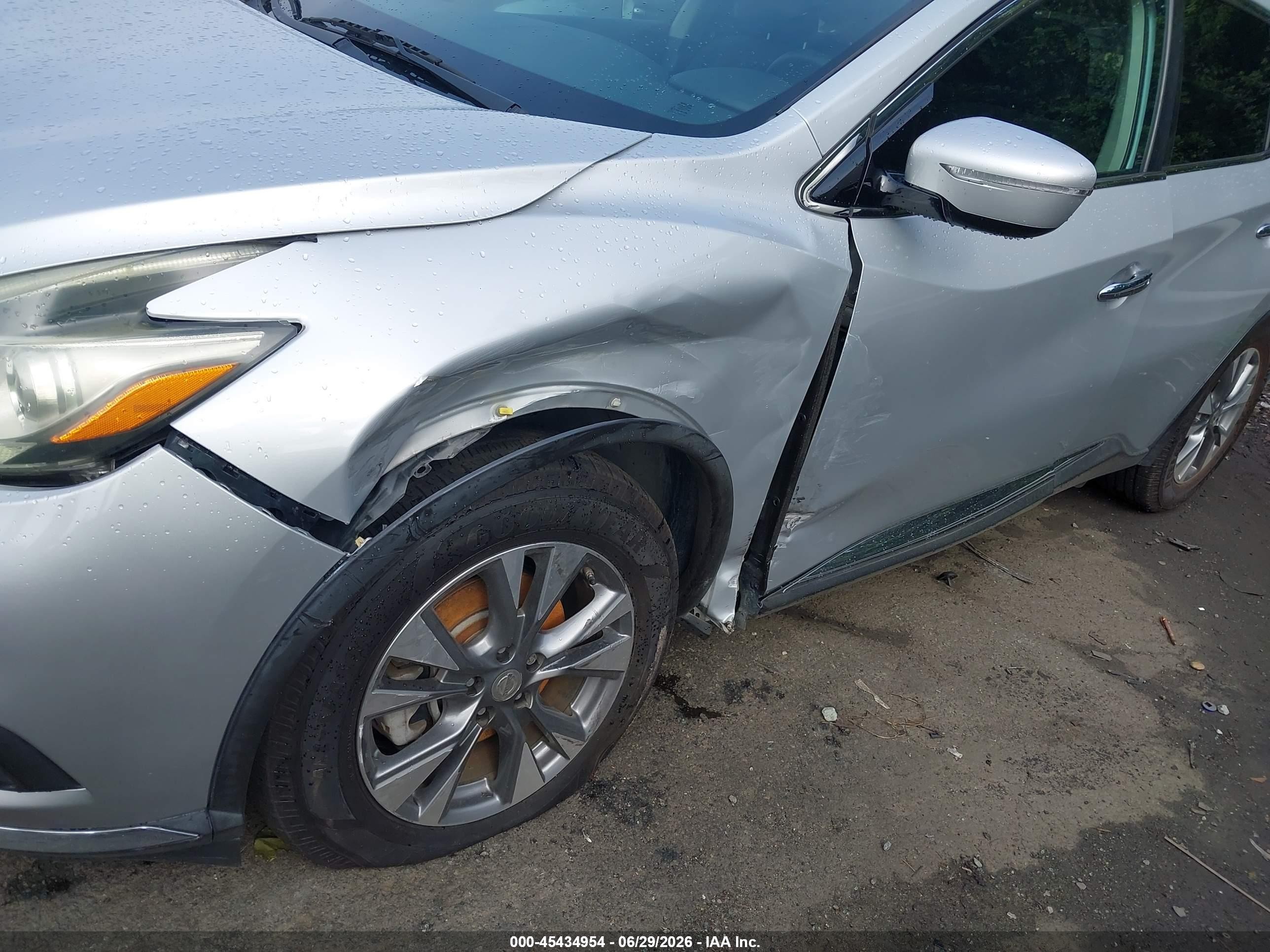 2015 Nissan Murano S Silver vin: 5N1AZ2MH9FN219357