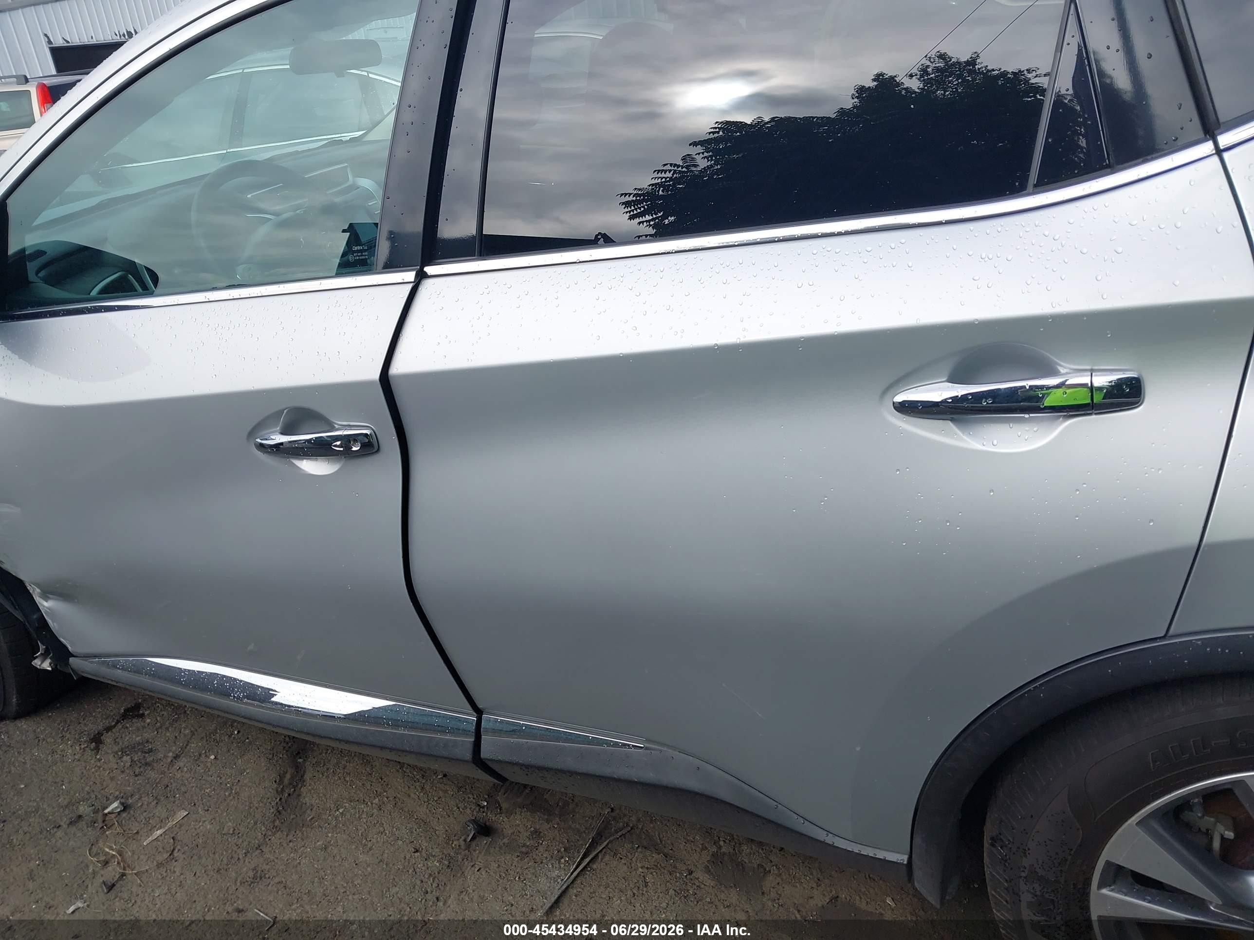 2015 Nissan Murano S Silver vin: 5N1AZ2MH9FN219357