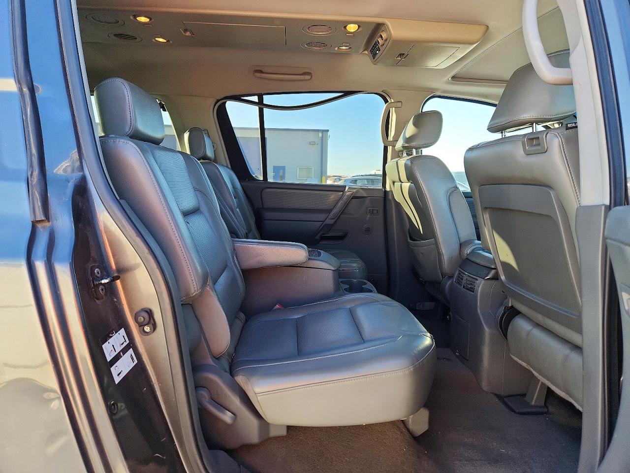 2007 Nissan Armada Se Ffv Gray vin: 5N1BA08A17N707085
