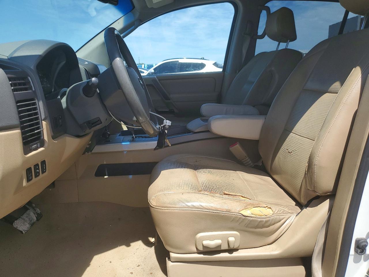 2007 Nissan Armada Se Ffv White vin: 5N1BA08A47N709073