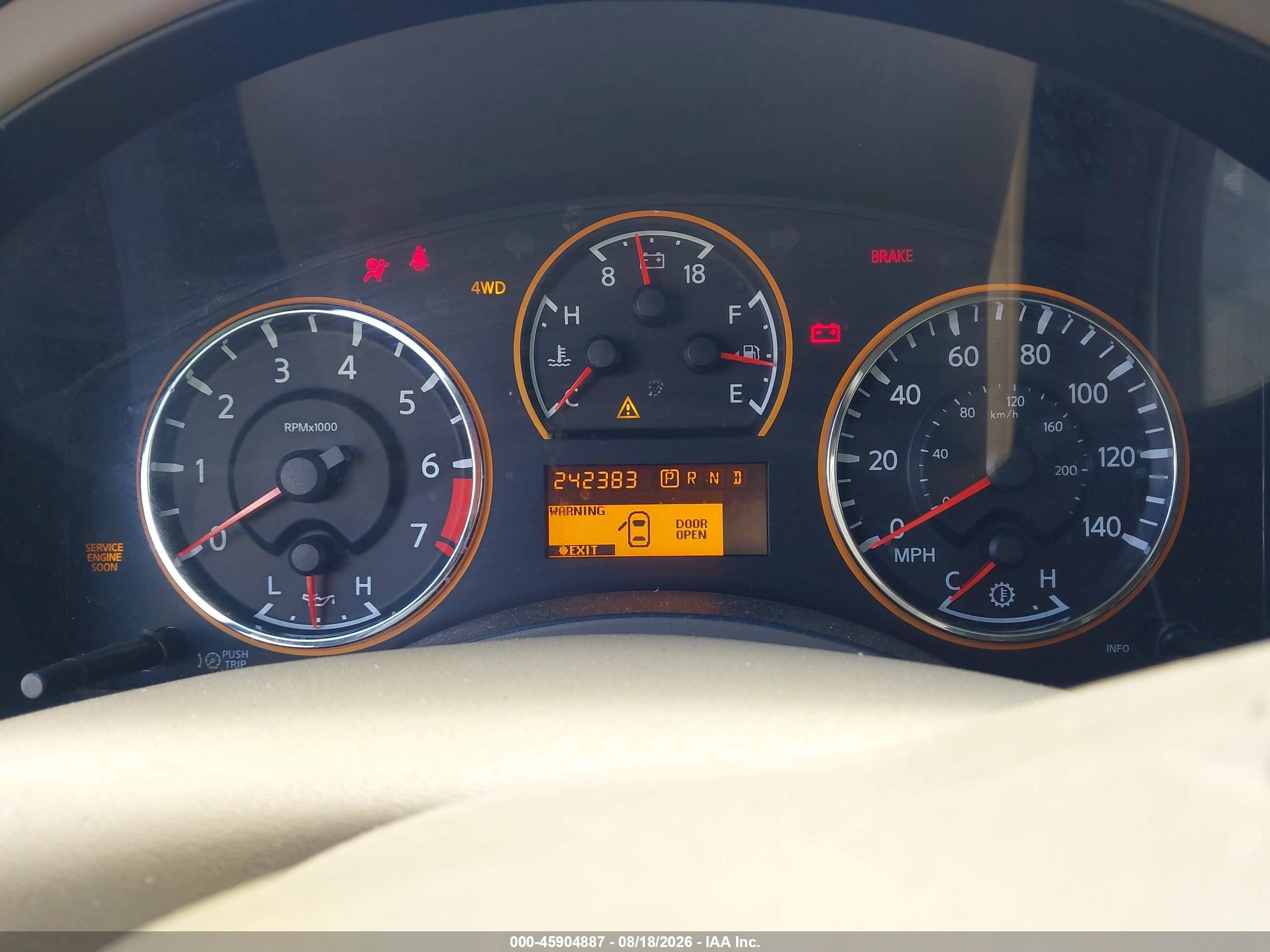 2008 Nissan Armada Le White vin: 5N1BA08C98N614799