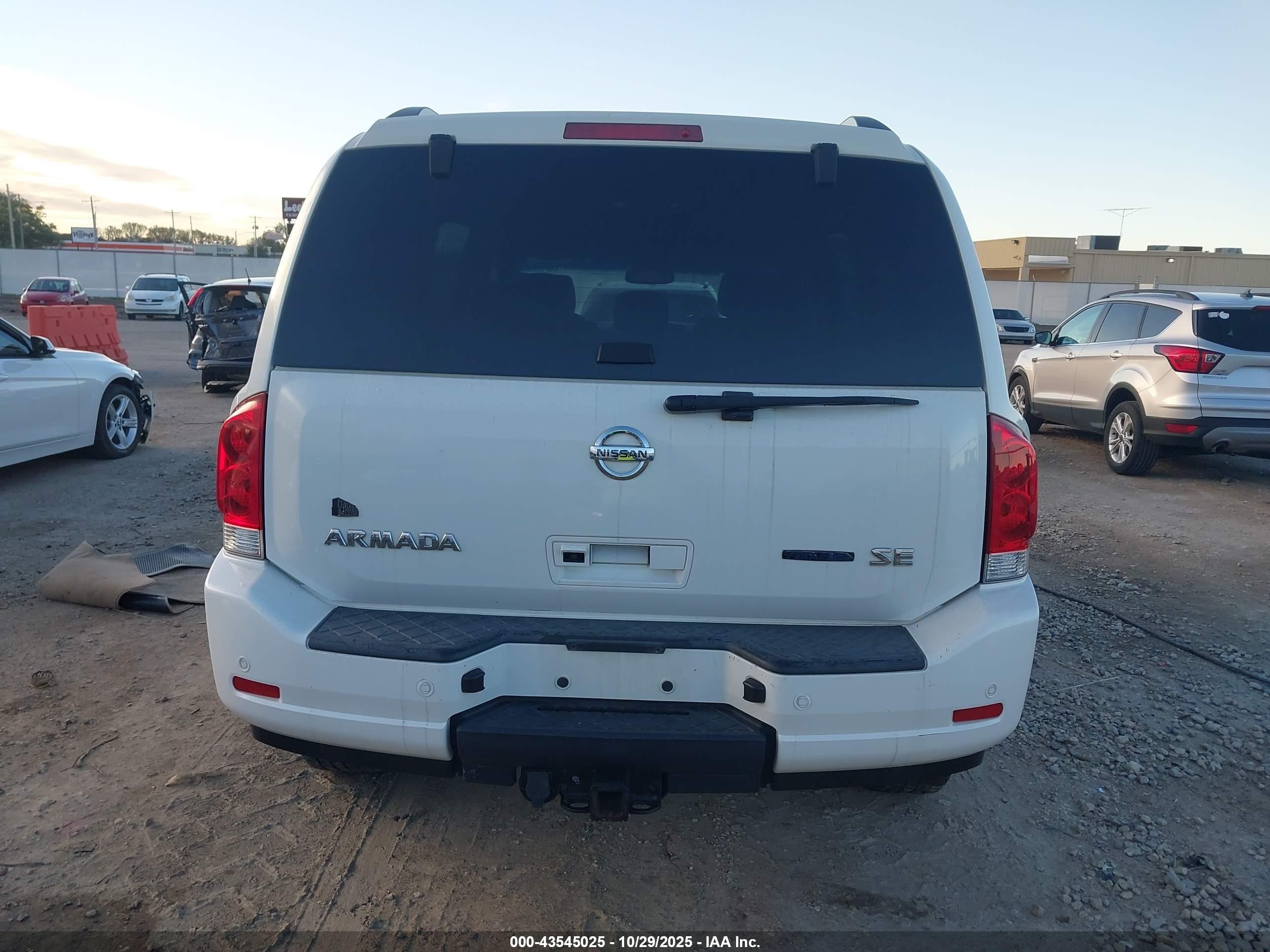 2009 Nissan Armada Se White vin: 5N1BA08C99N600855