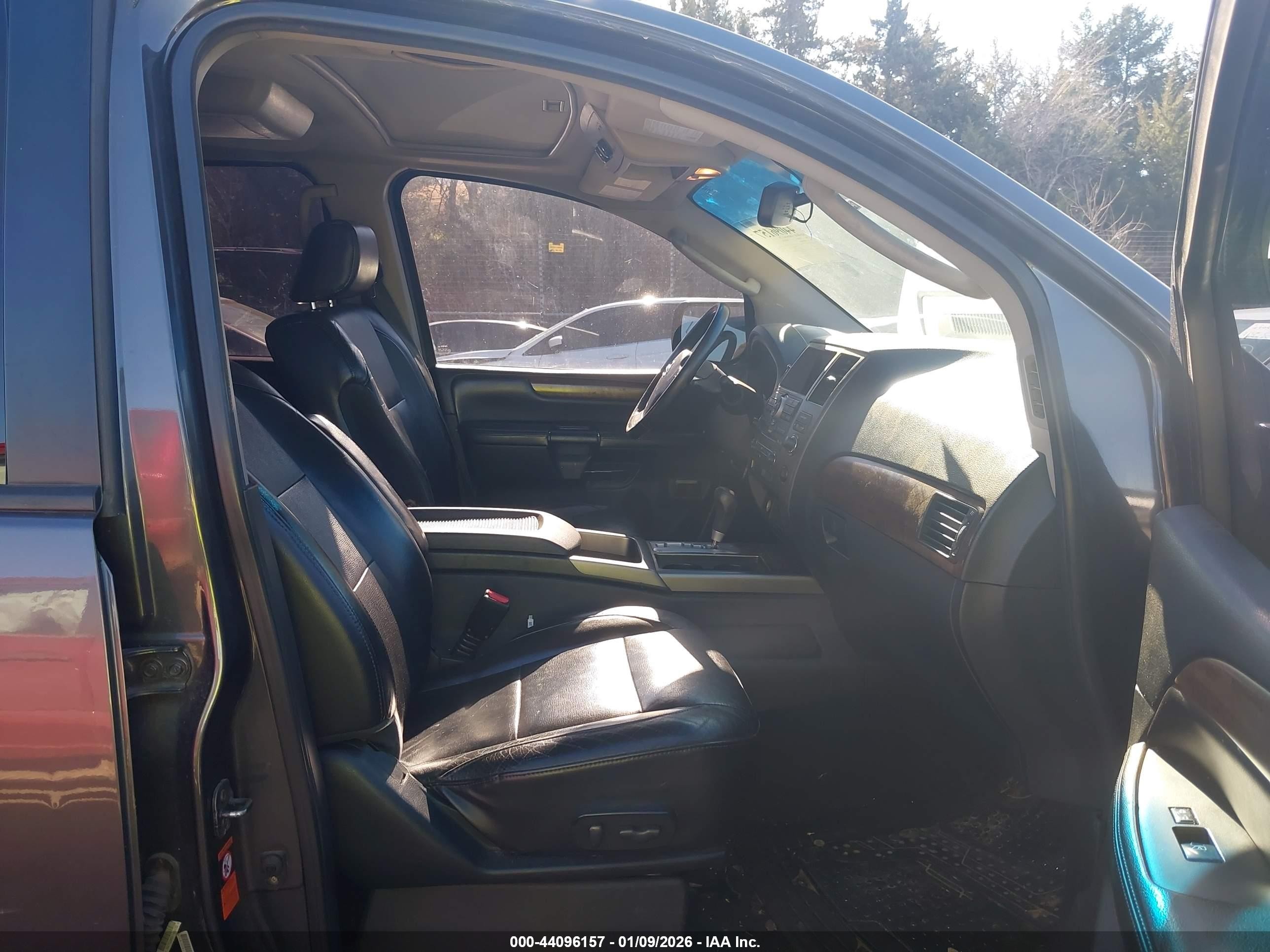 2009 Nissan Armada Le Gray vin: 5N1BA08D09N602308