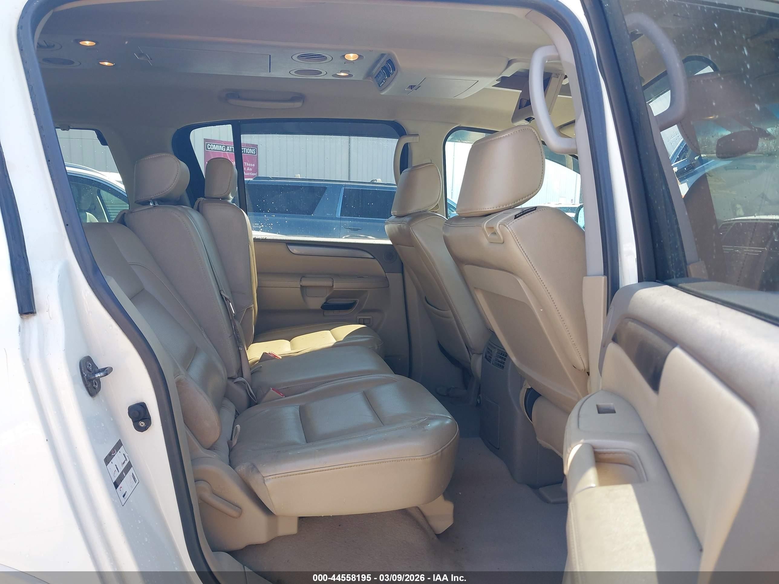 2008 Nissan Armada Se White vin: 5N1BA08D48N614797