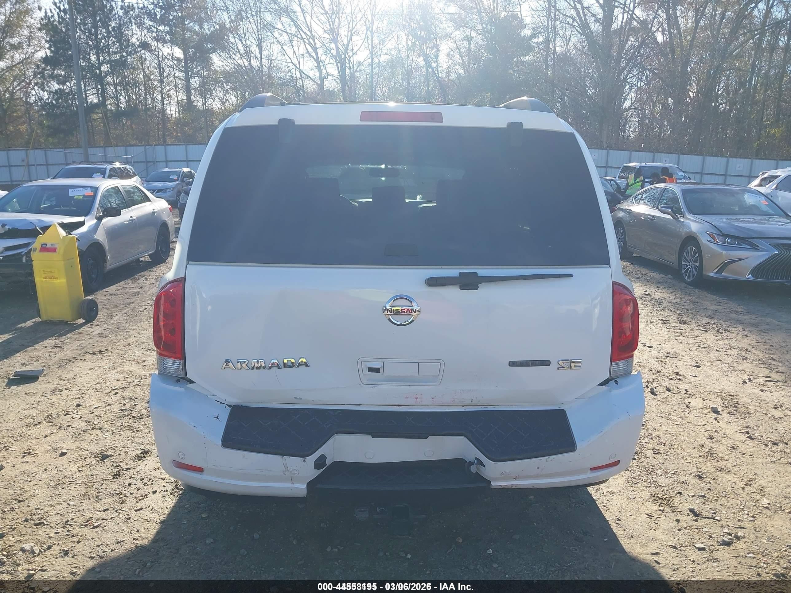 2008 Nissan Armada Se White vin: 5N1BA08D48N614797
