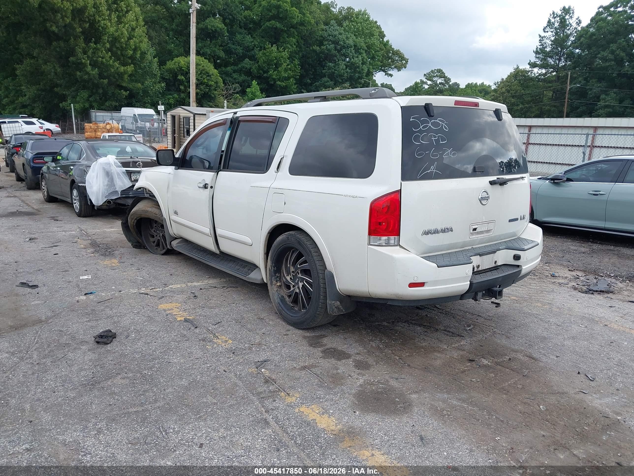 2008 Nissan Armada Le White vin: 5N1BA08D88N615208