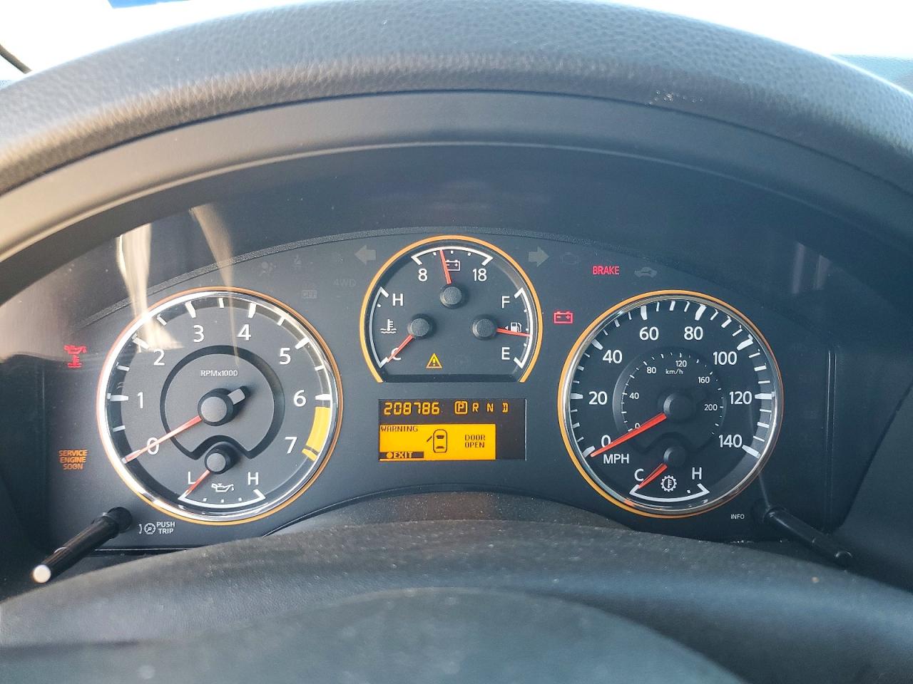 2009 Nissan Armada Se Ffv Silver vin: 5N1BA08D89N606557
