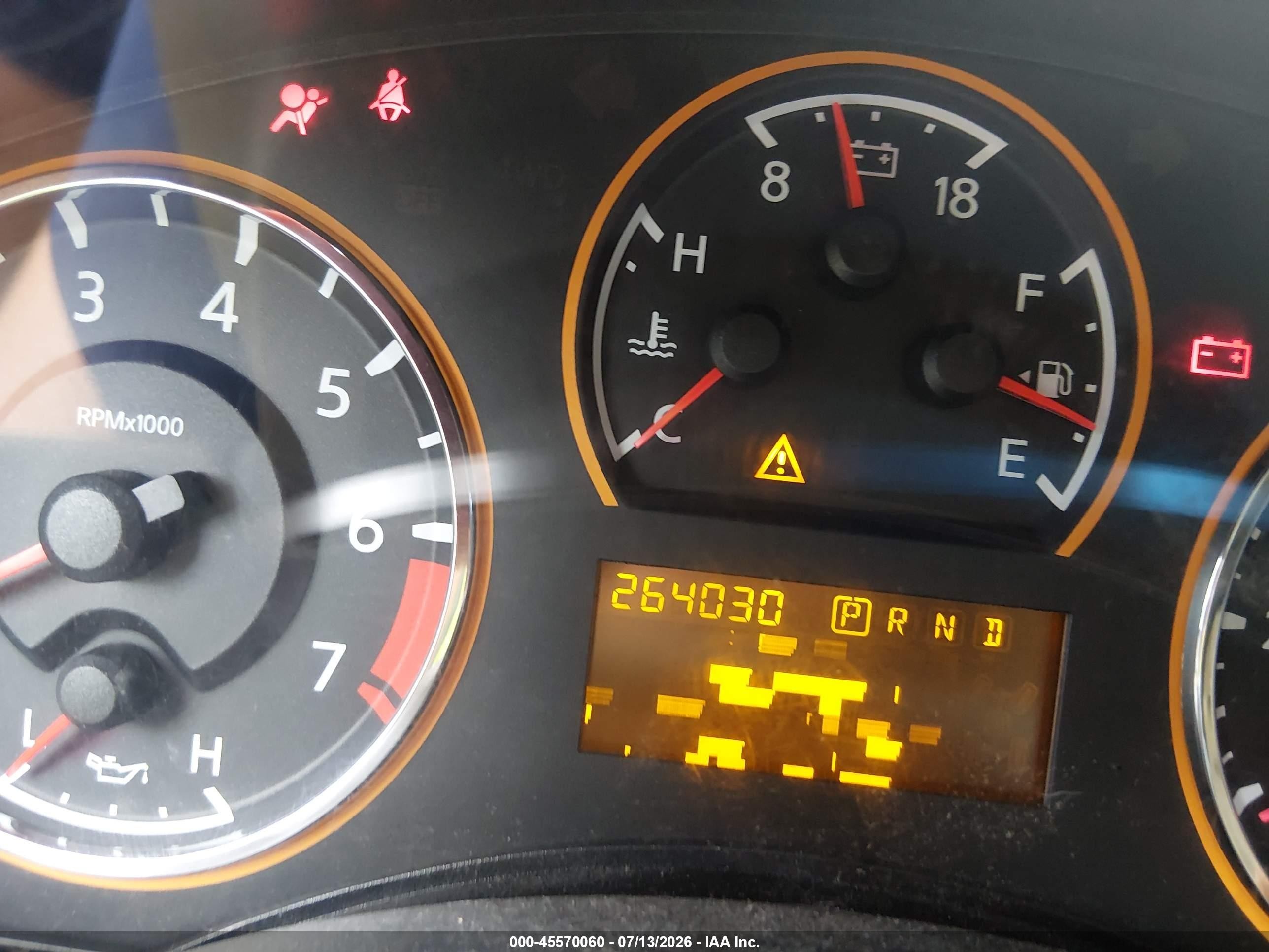 2008 Nissan Armada Le White vin: 5N1BA08D98N620563