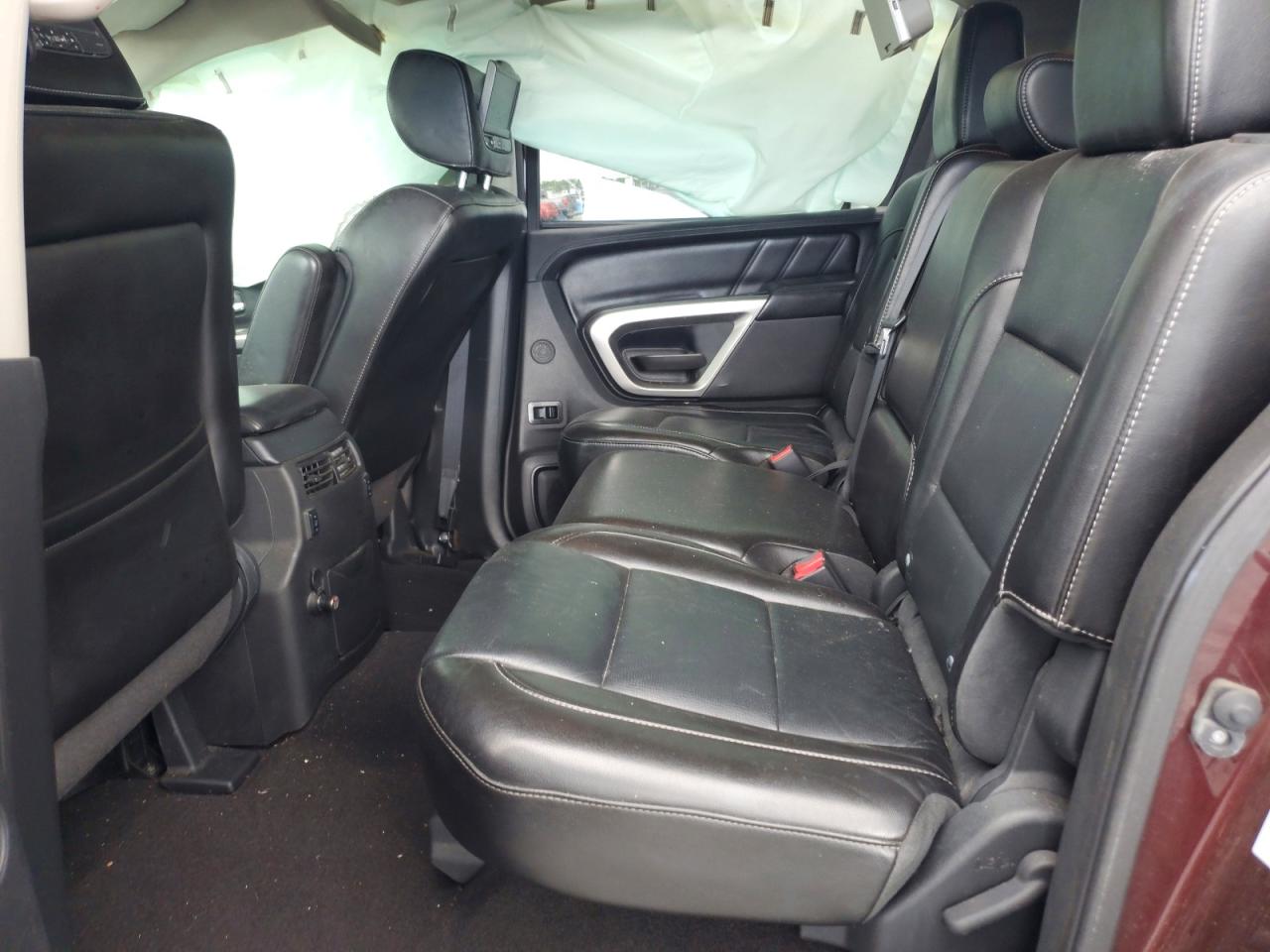 2015 Nissan Armada Platinum Burgundy vin: 5N1BA0NC1FN621408