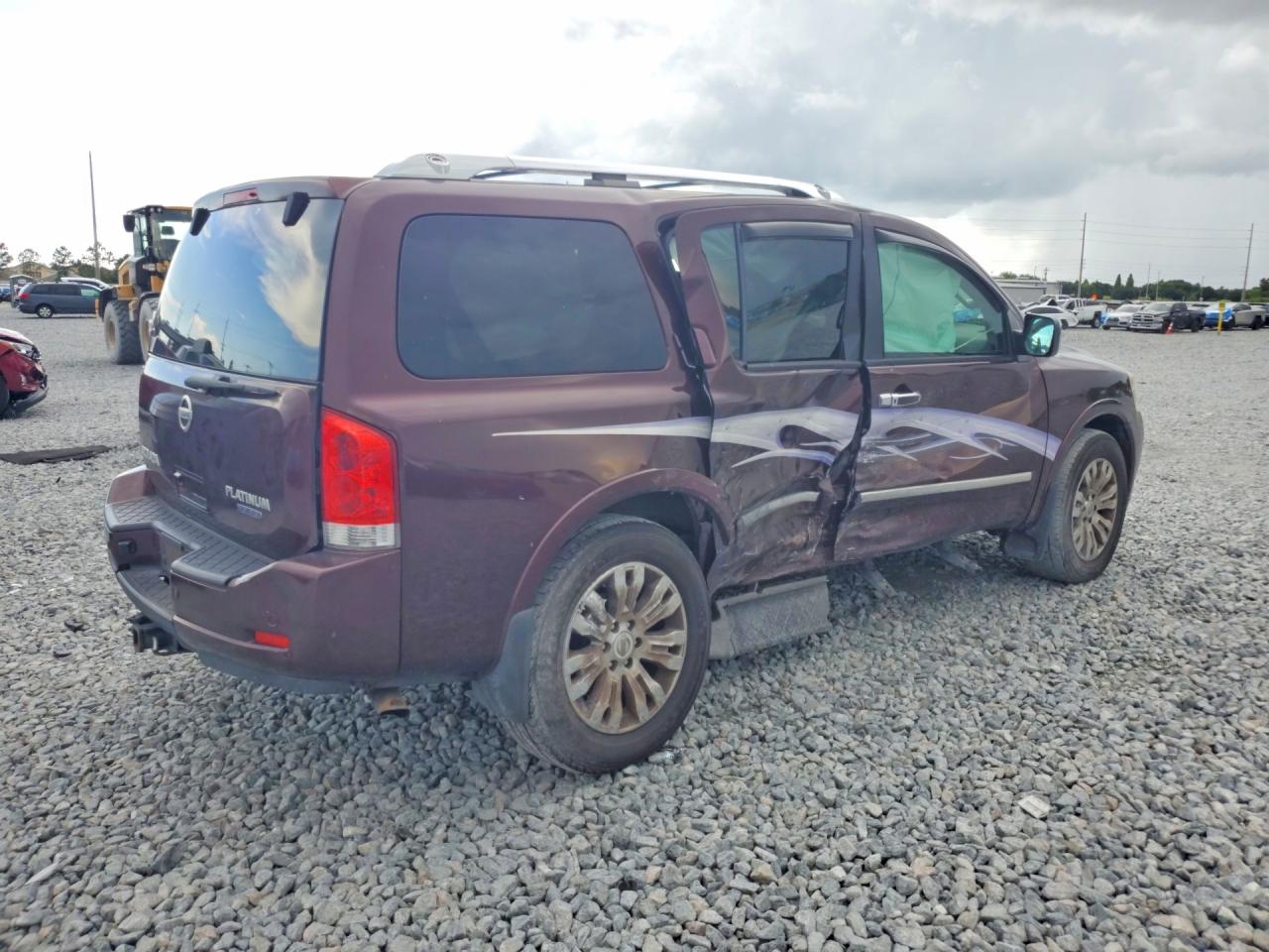 2015 Nissan Armada Platinum Burgundy vin: 5N1BA0NC1FN621408